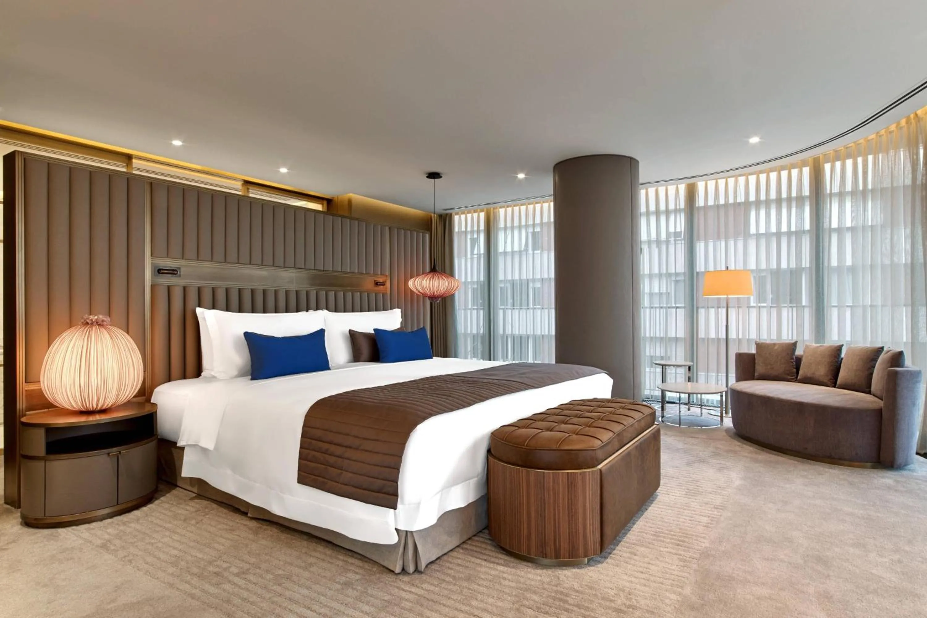 Photo of the whole room, Bed in The St. Regis Istanbul