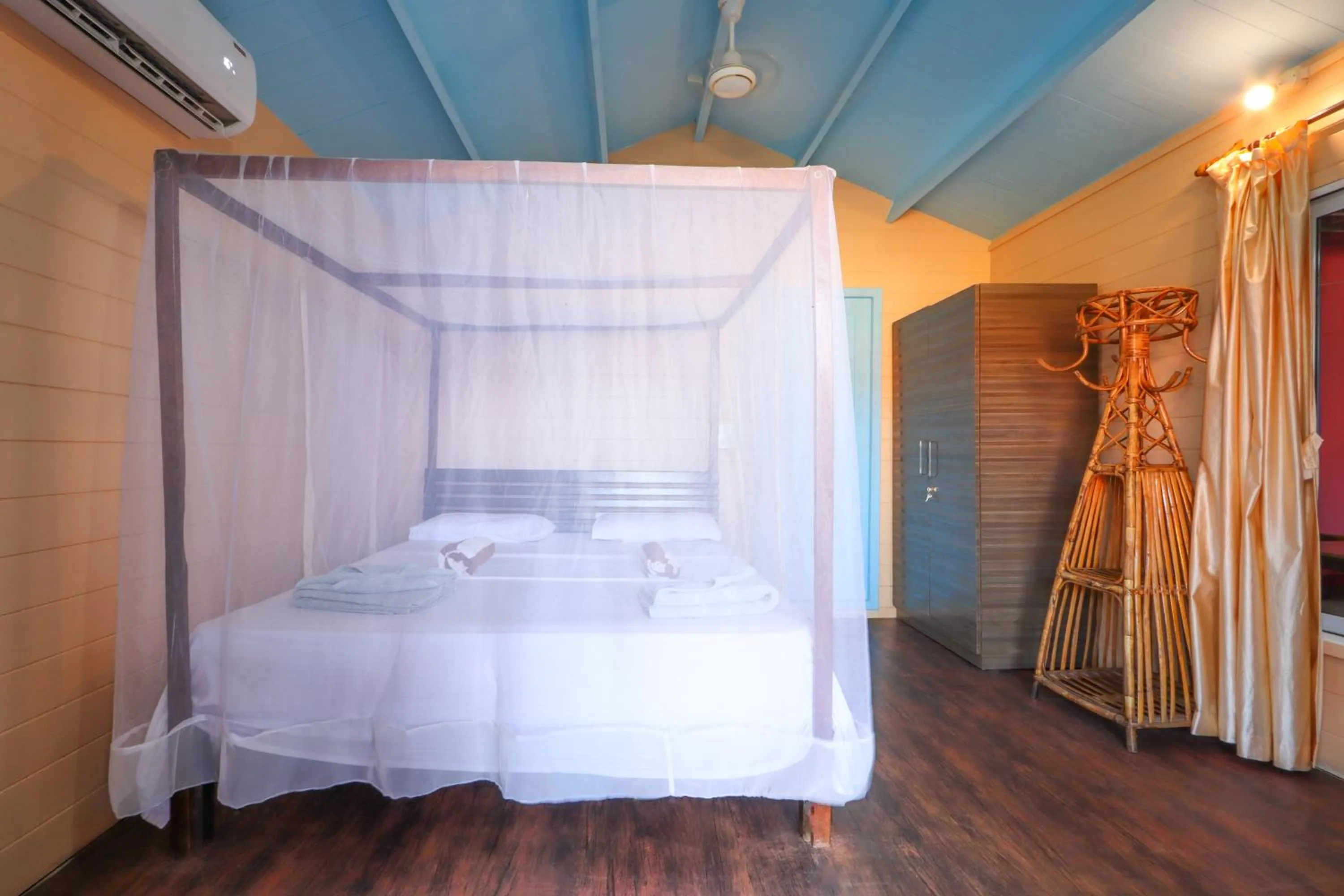 Bed in Sea Star Resort