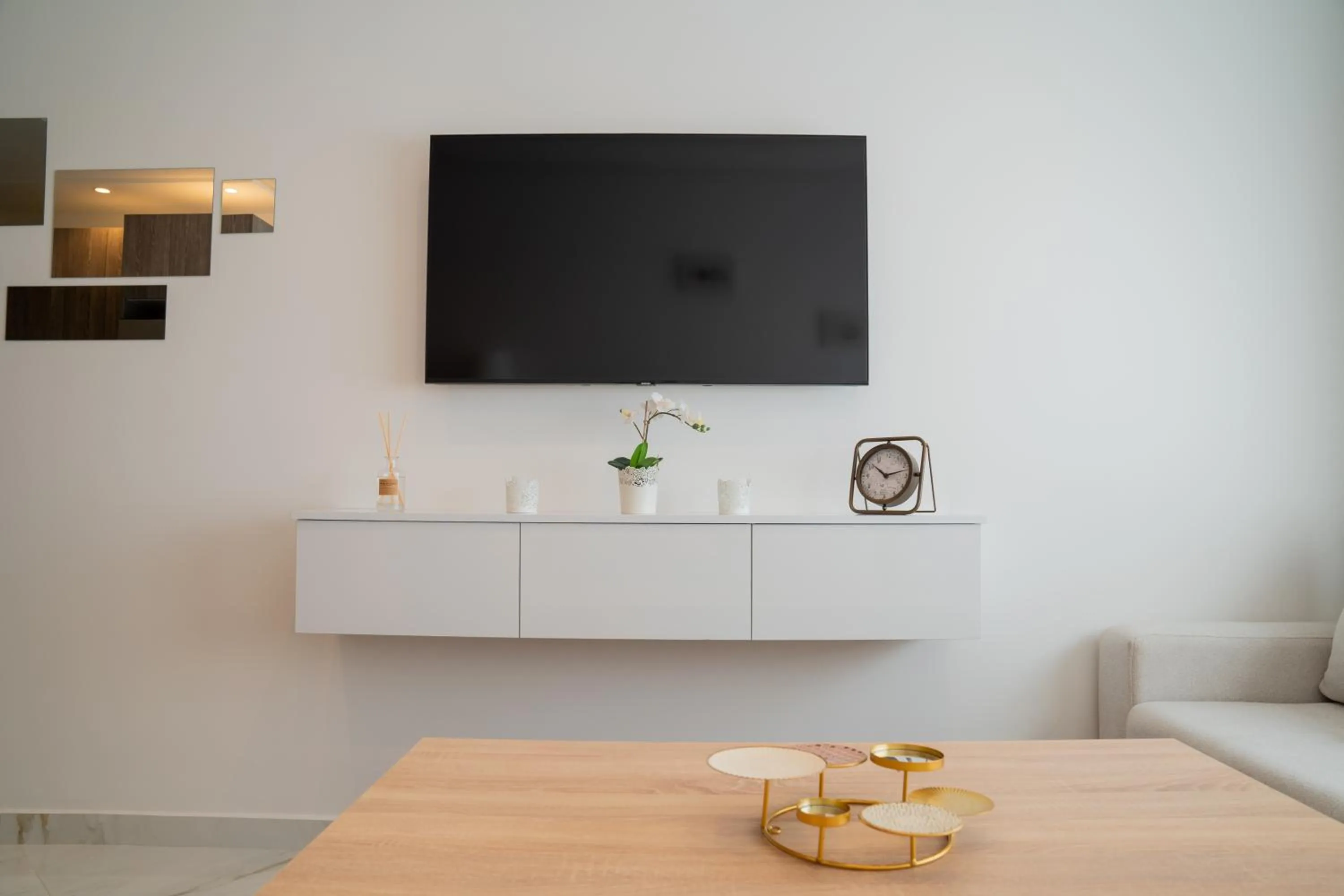 TV and multimedia in Living Appart-Hotel