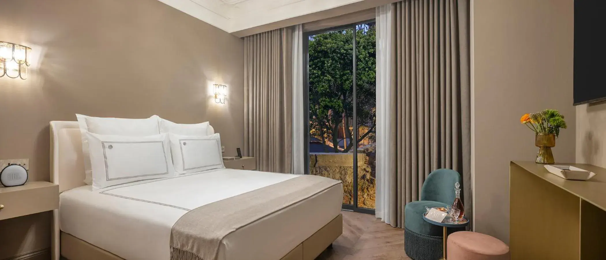 King Room with Garden View in Komana Hotel Binbirdirek King Room with Garden View in Komana Hotel Binbirdirek