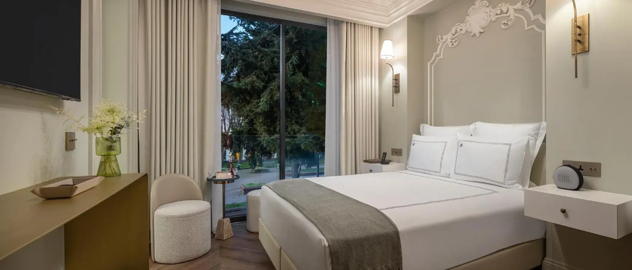 Standard Double Room in Komana Hotel Binbirdirek Standard Double Room in Komana Hotel Binbirdirek