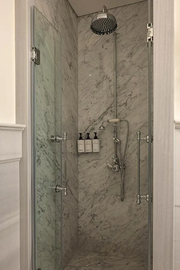 Bathroom in Komana Hotel Binbirdirek