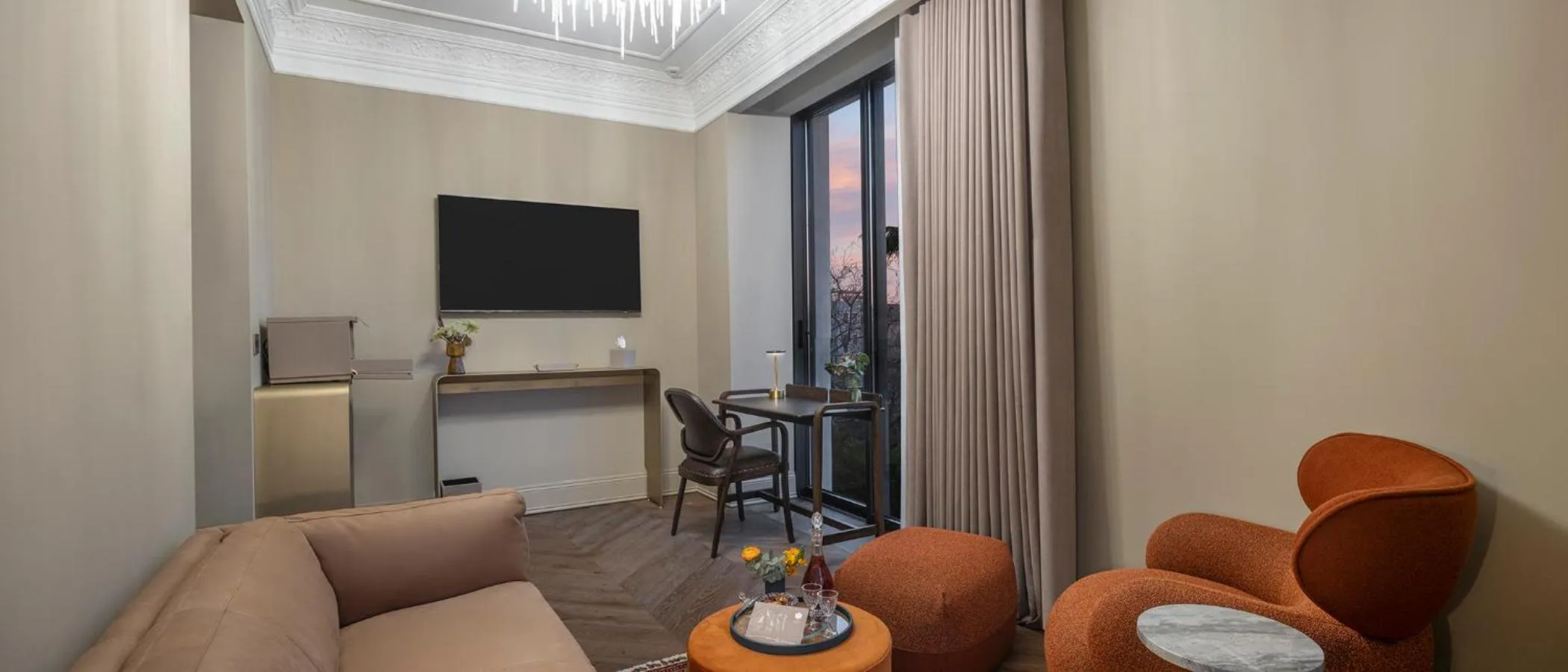 Seating area in Komana Hotel Binbirdirek