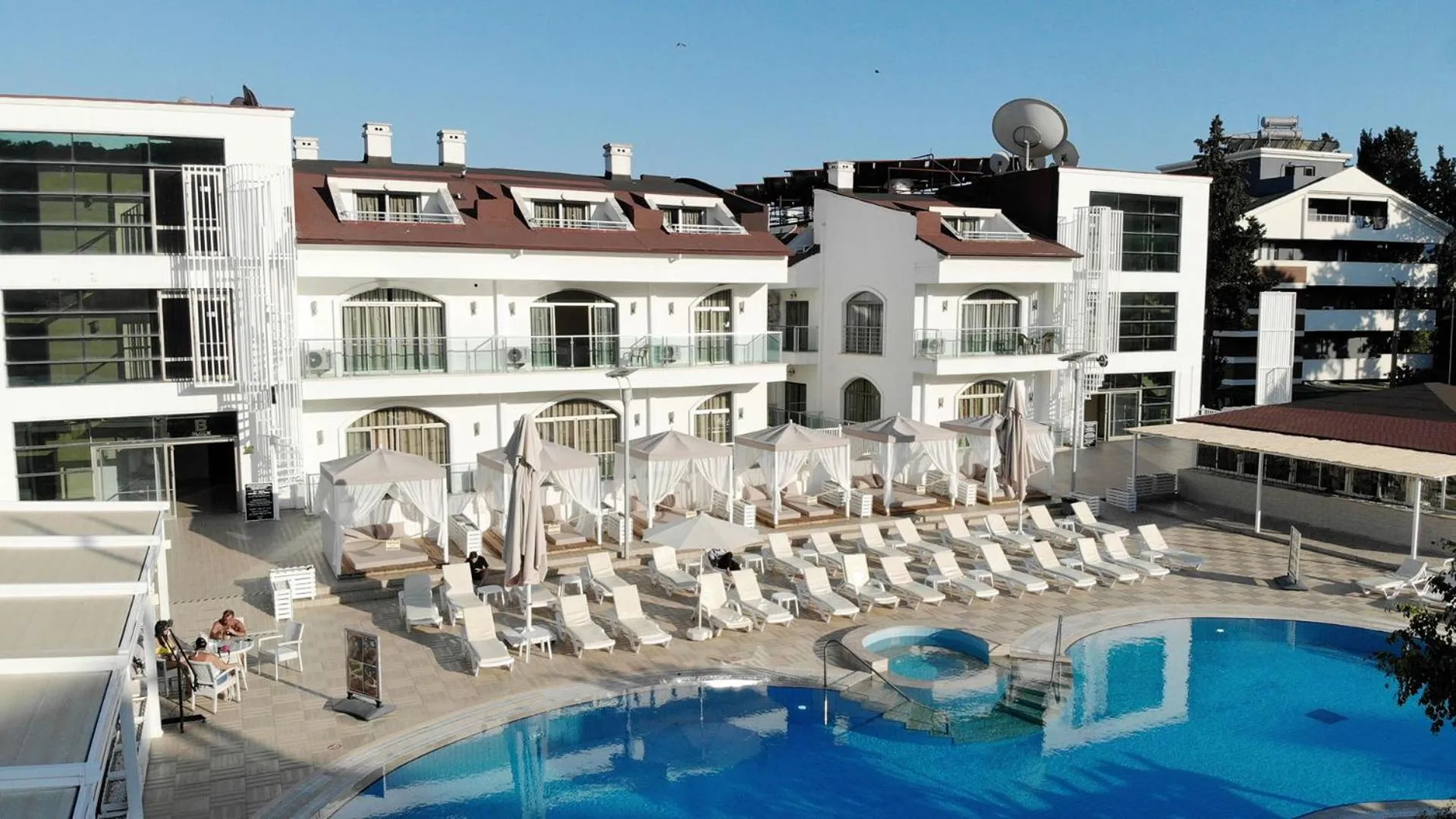 Property building in Forum Residence Hotel