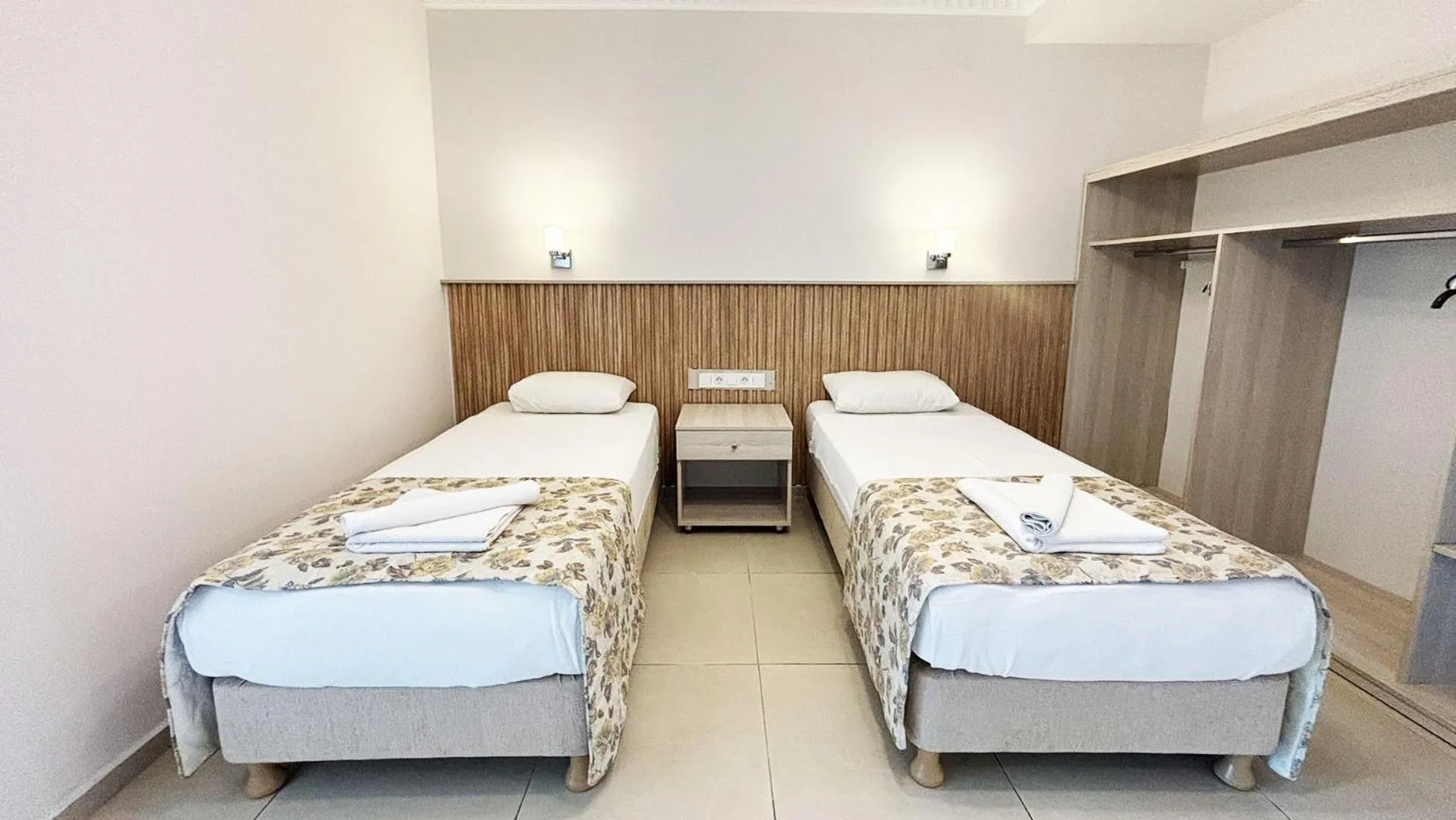 Bed in Forum Residence Hotel