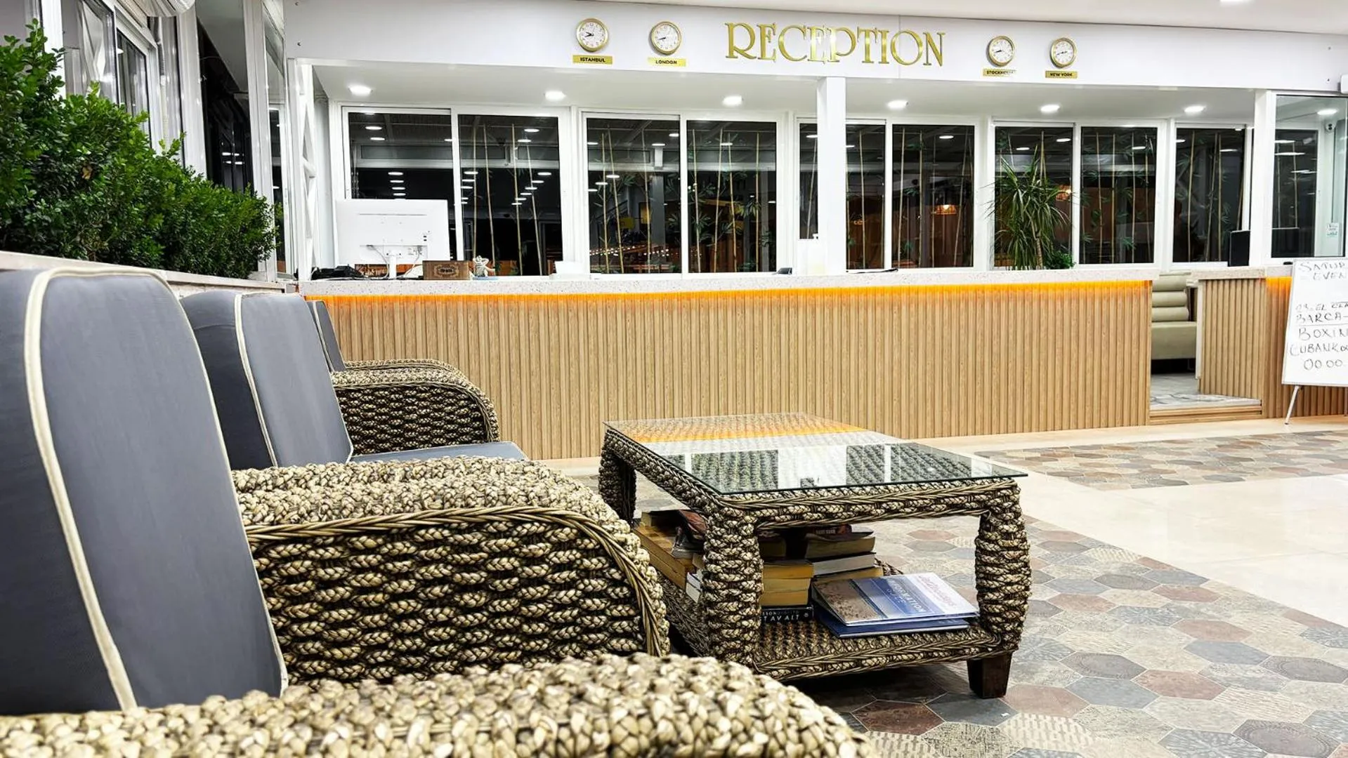 Lobby or reception in Forum Residence Hotel