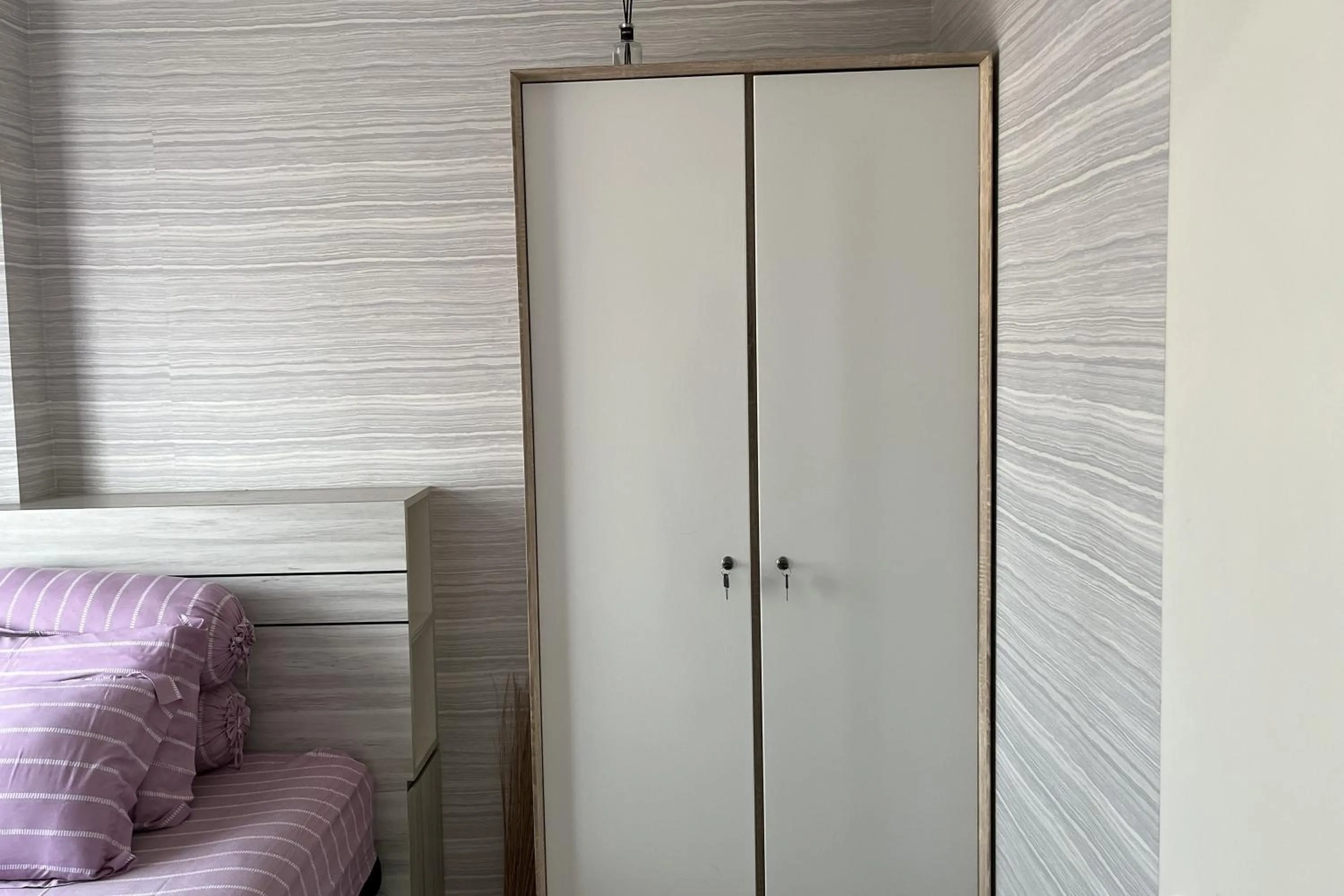 Bedroom in Green Pramuka by Uchi Property