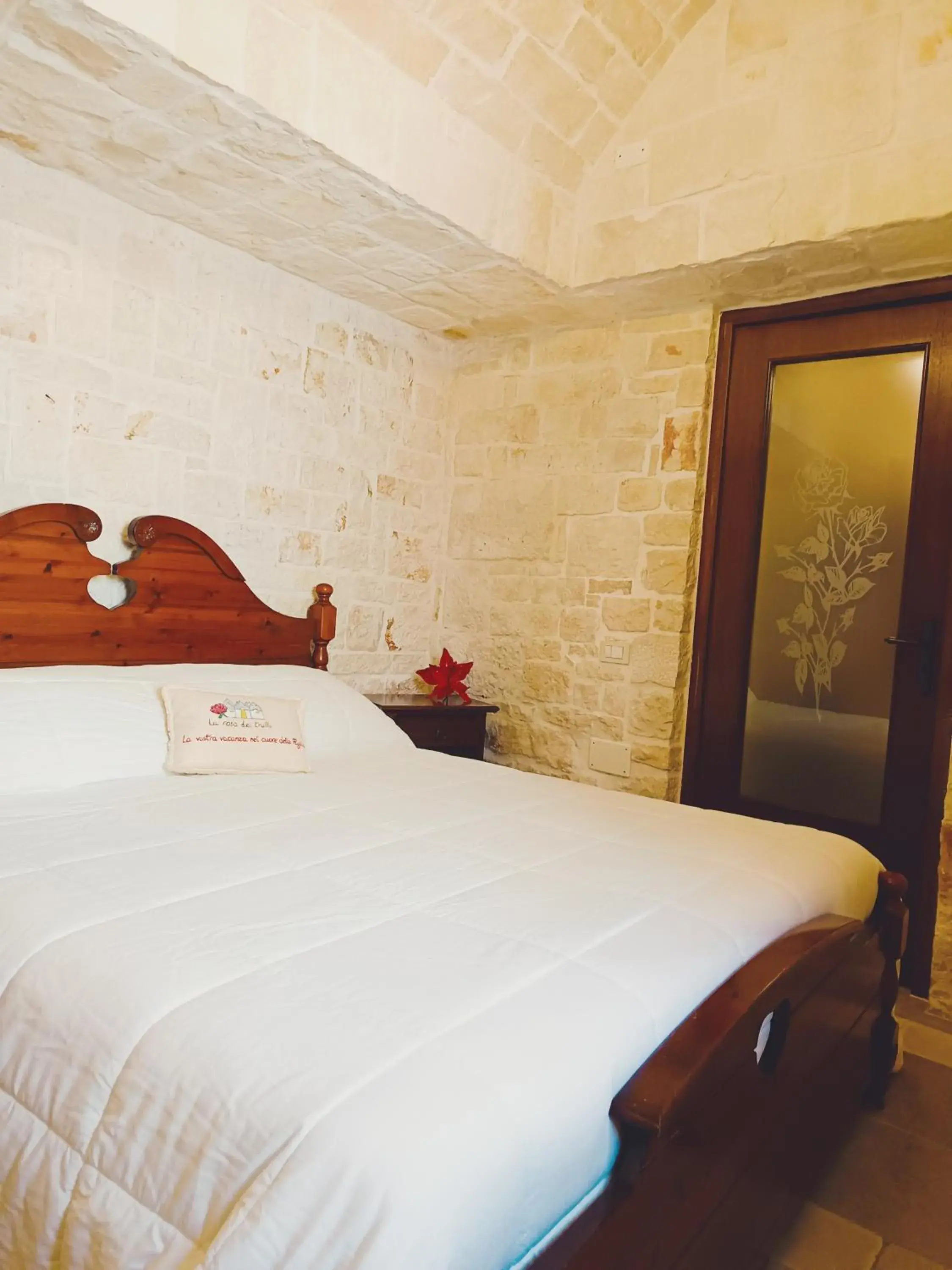 Trullo with Garden in La Rosa dei Trulli B&B Trullo with Garden in La Rosa dei Trulli B&B