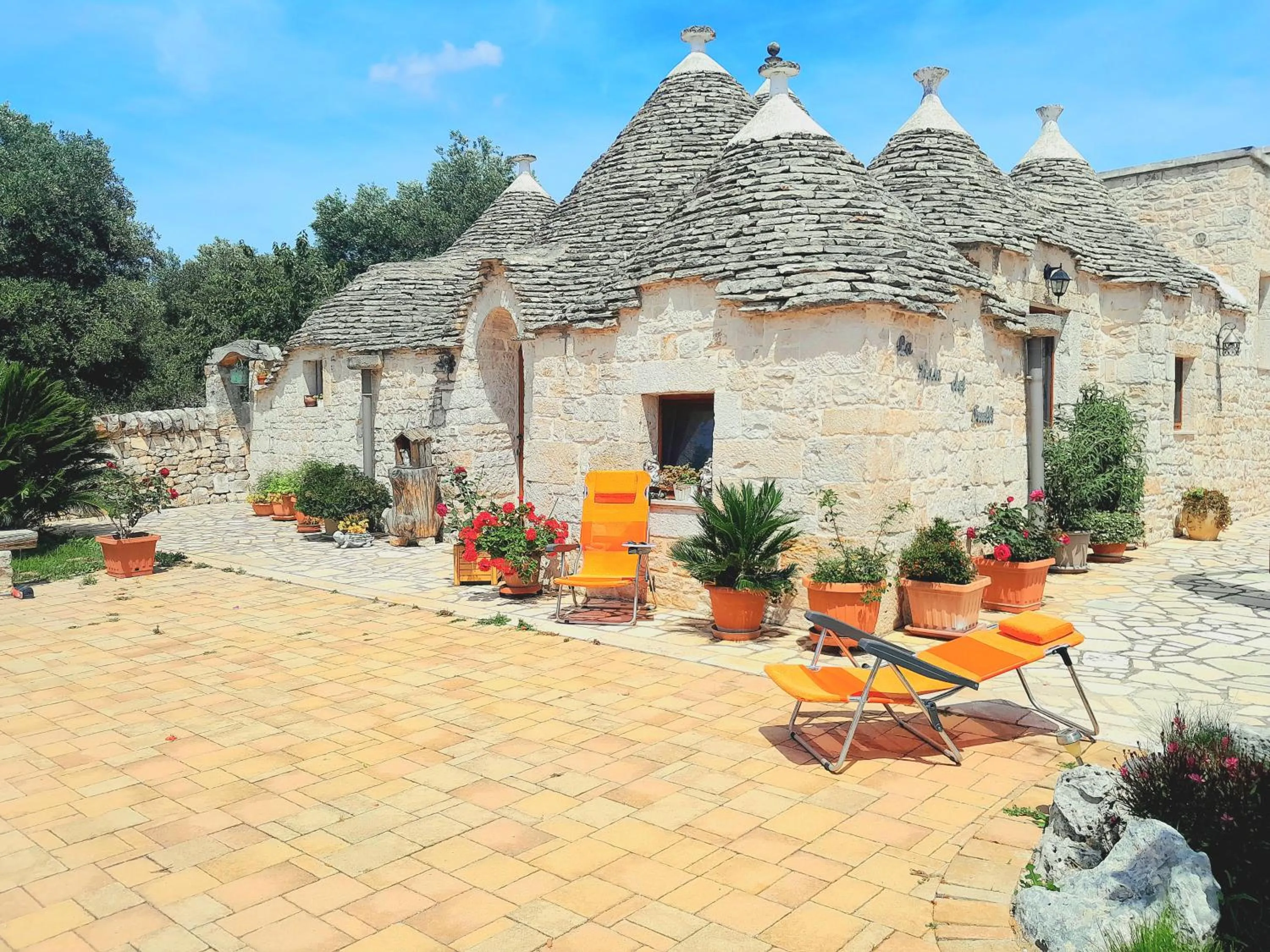 Property building in La Rosa dei Trulli B&B