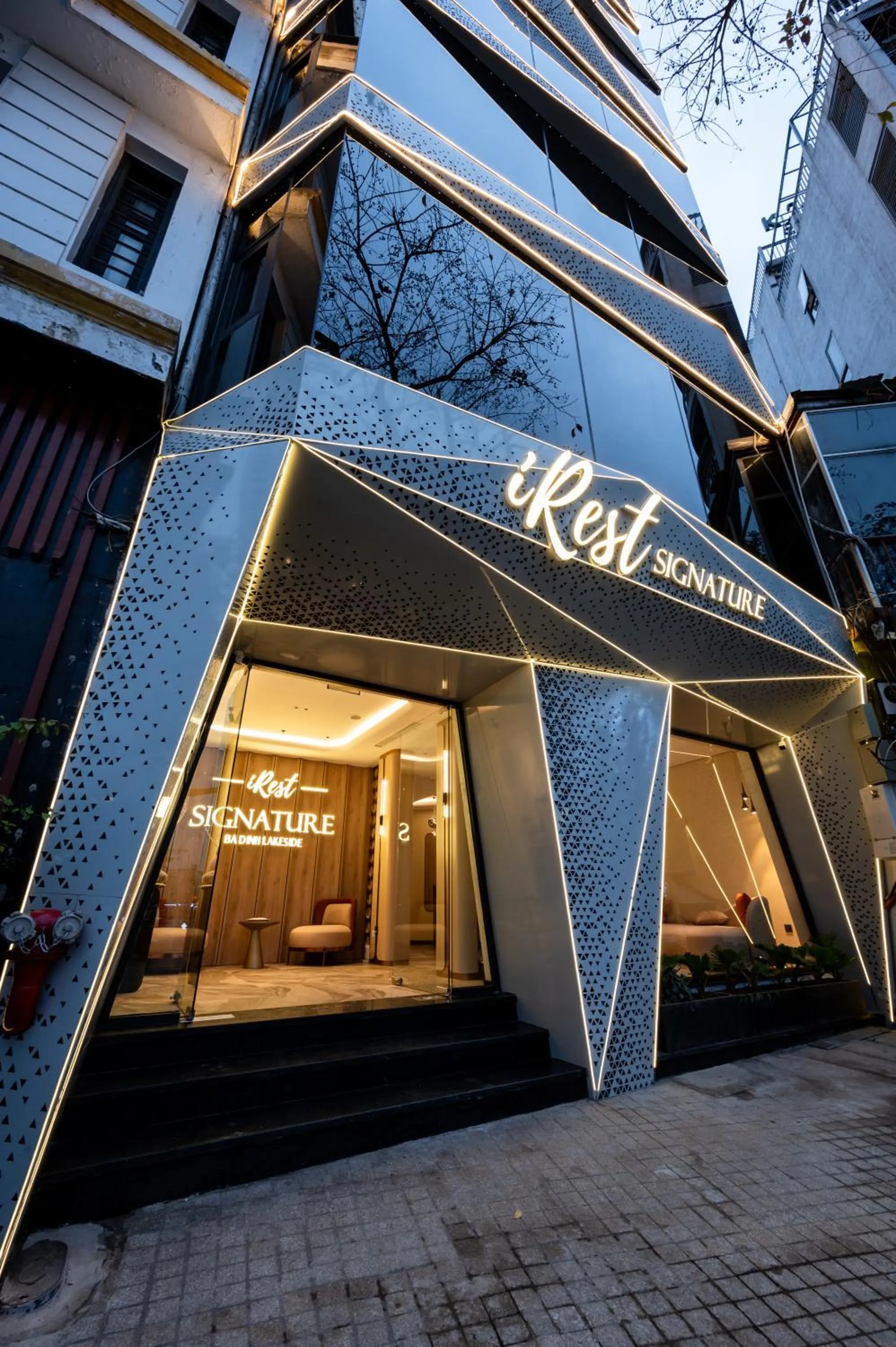 Property building in iRest Signature Ba Dinh Lakeside