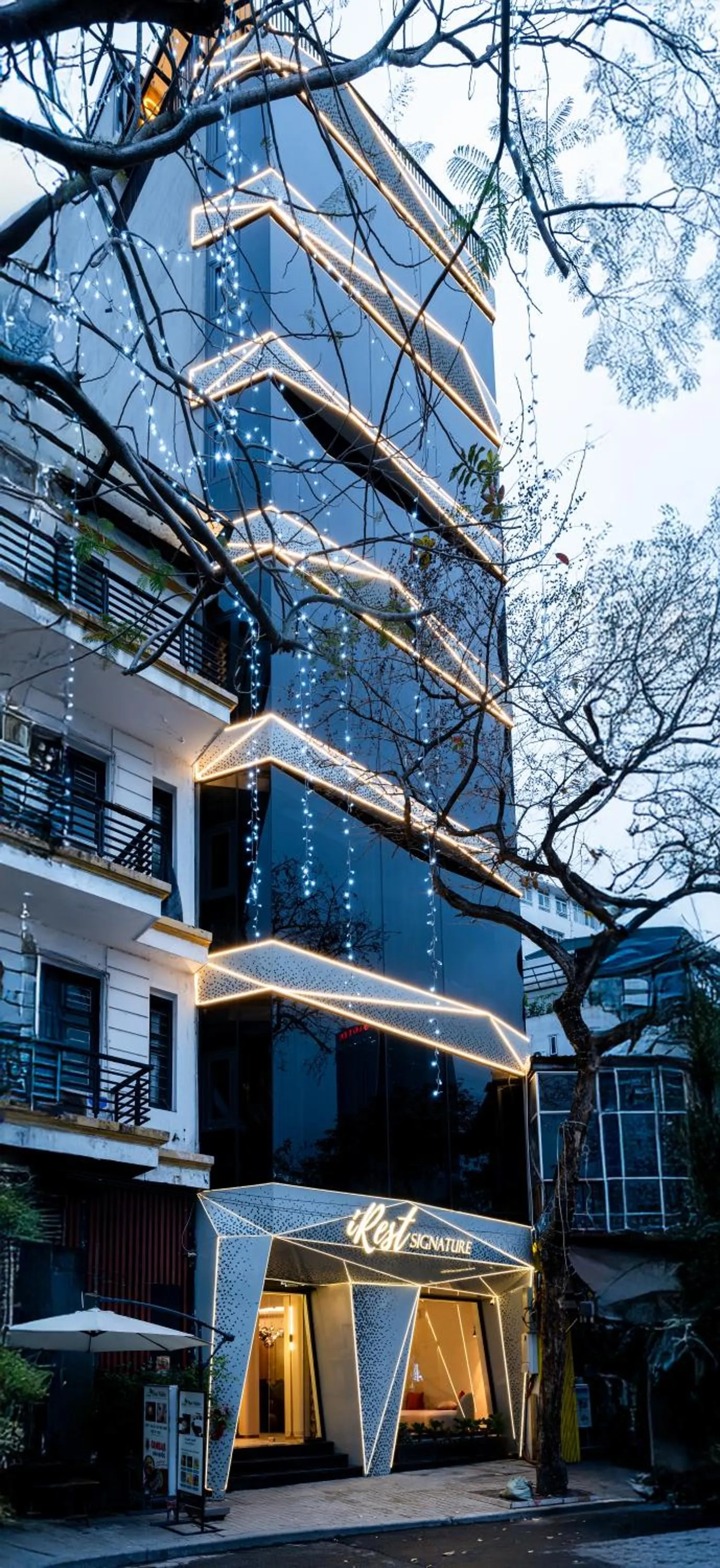 Property building in iRest Signature Ba Dinh Lakeside