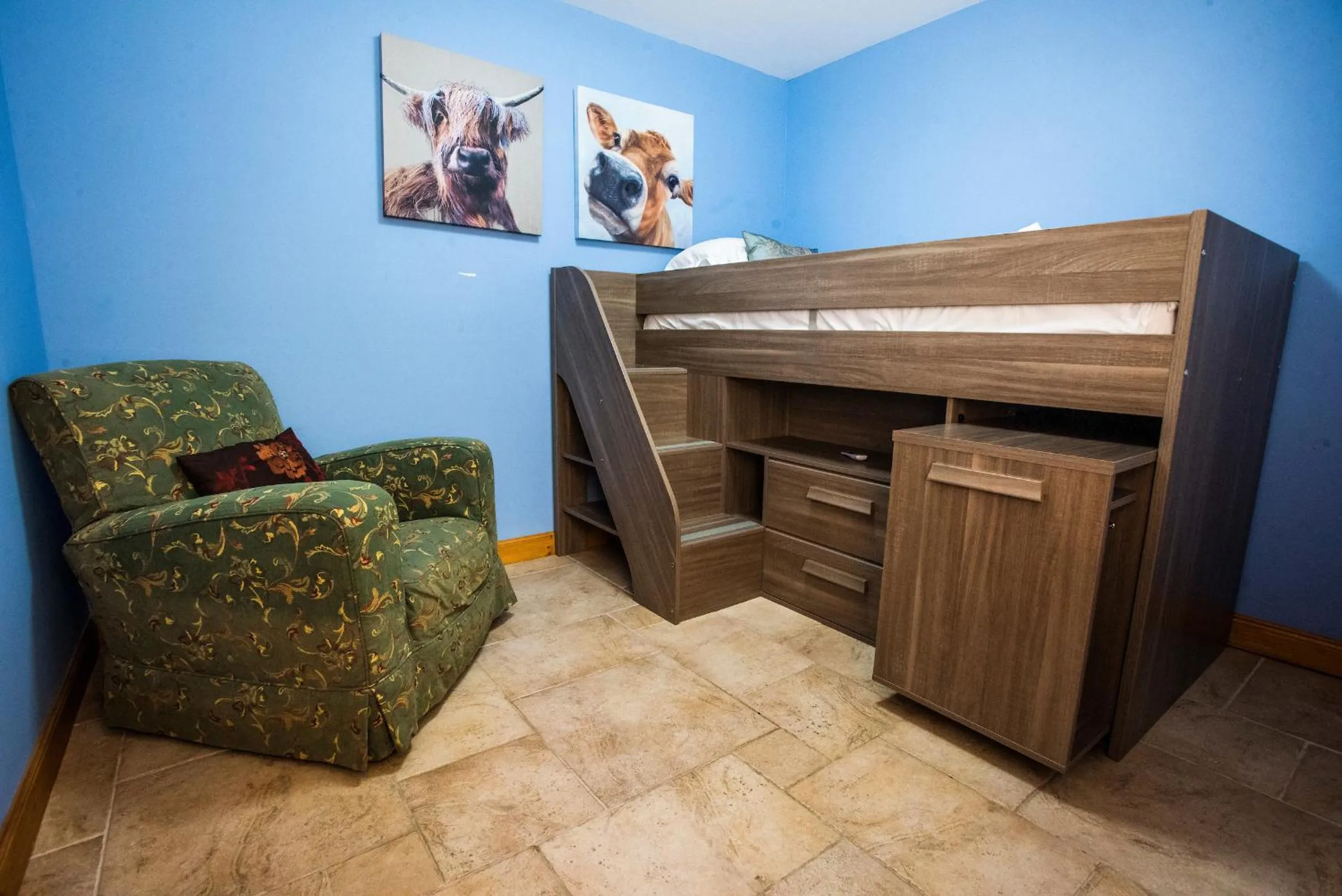 bunk bed in Errichel House and Cottages