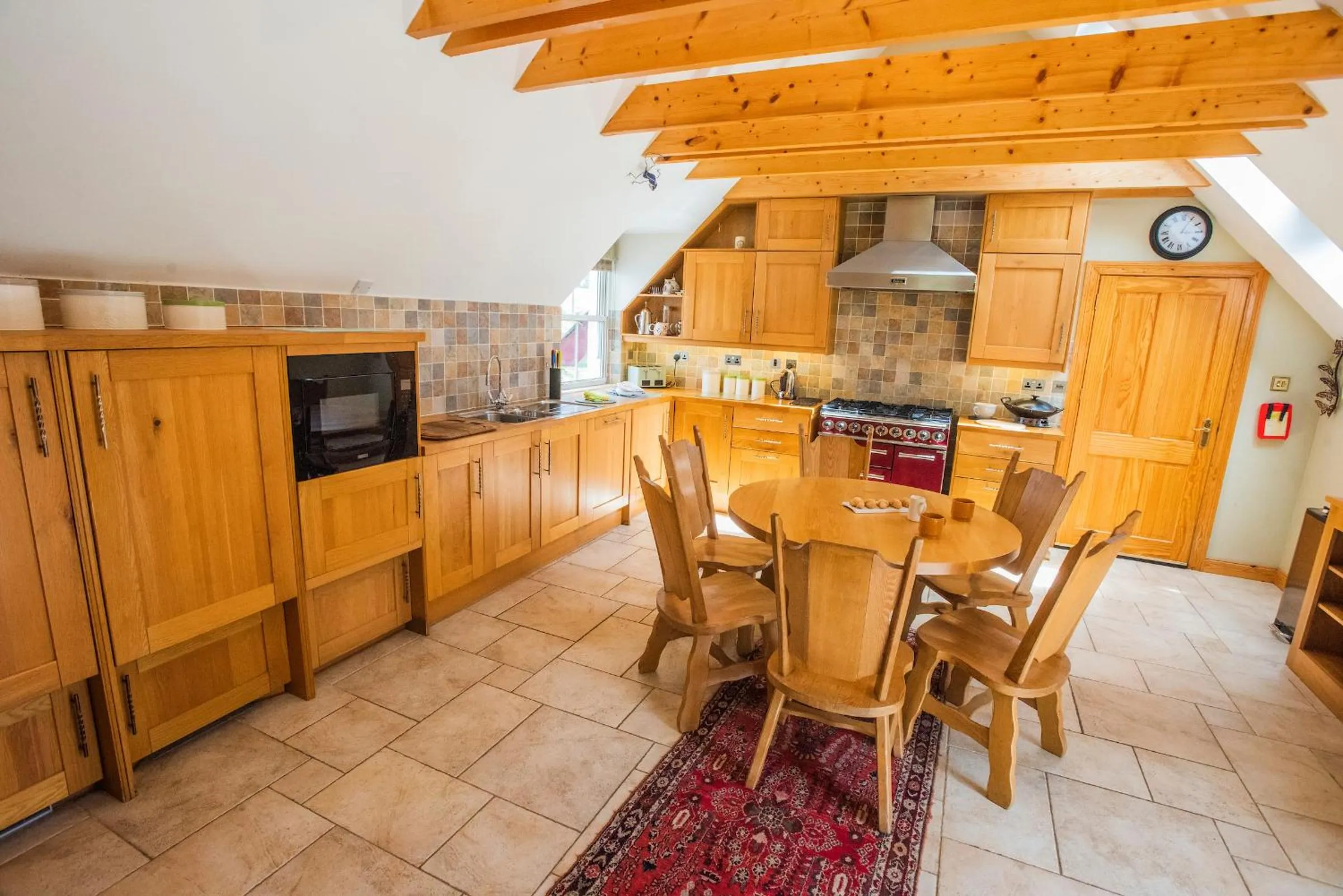 Kitchen or kitchenette in Errichel House and Cottages