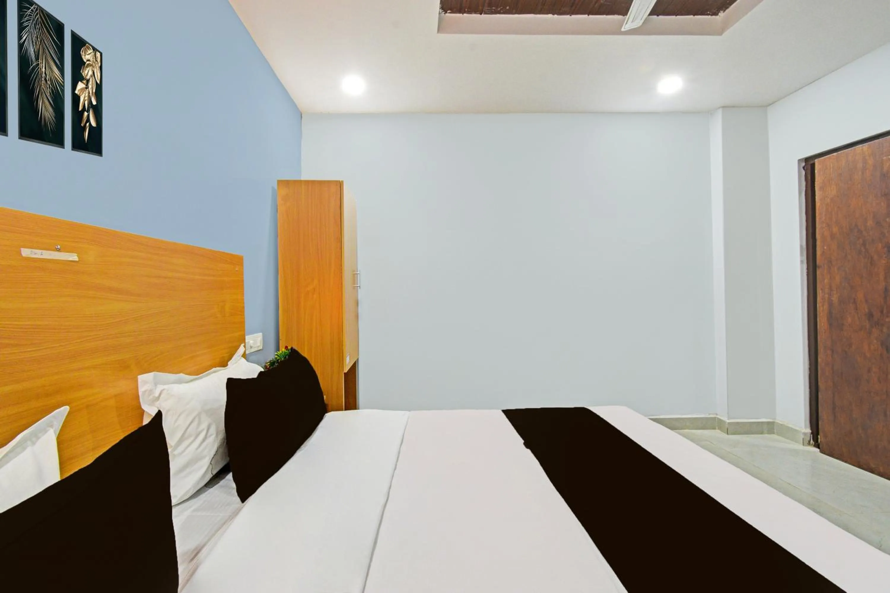 Bedroom in Hotel O RBS Square Inn Uppal