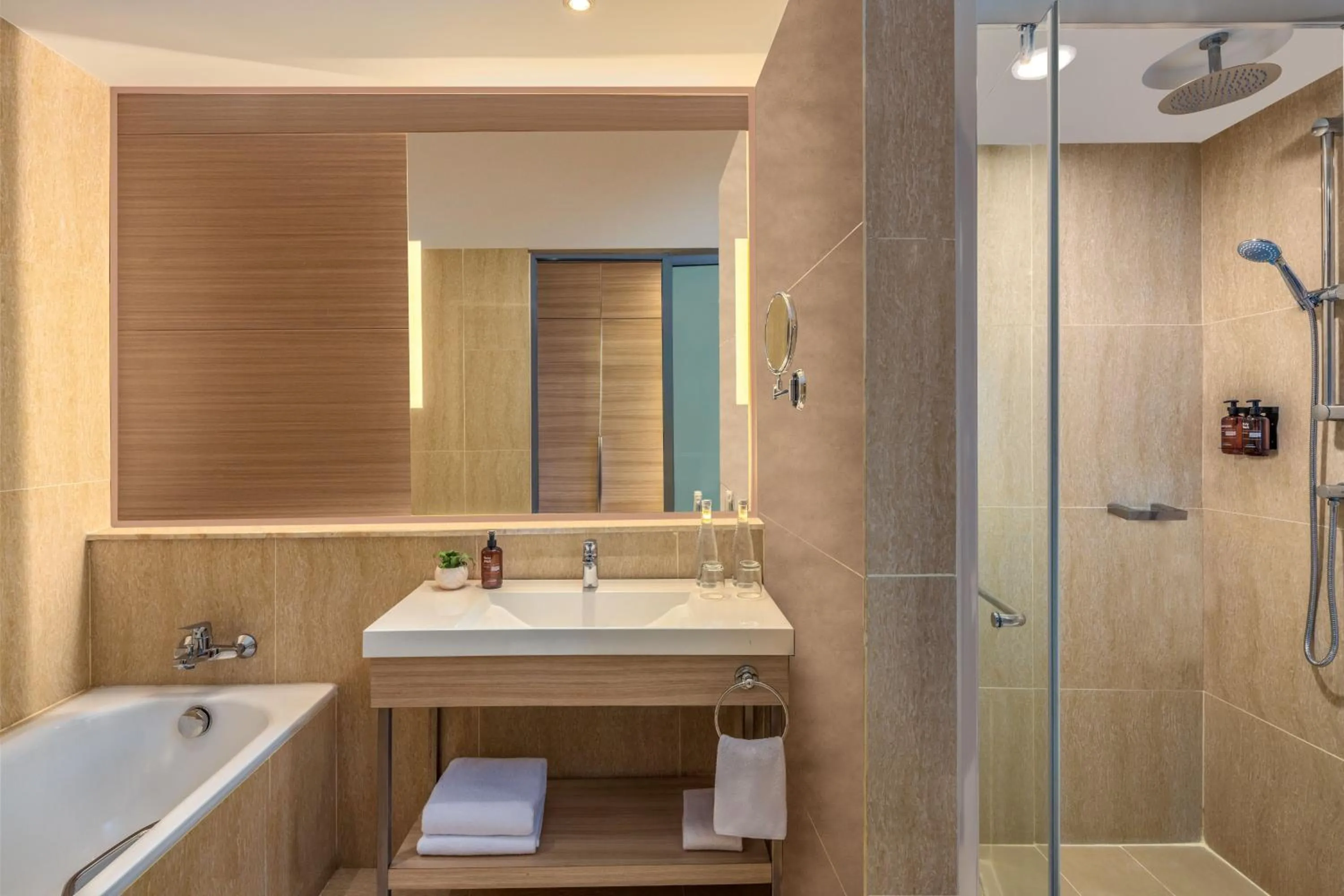 Shower in Dusit Princess Melaka