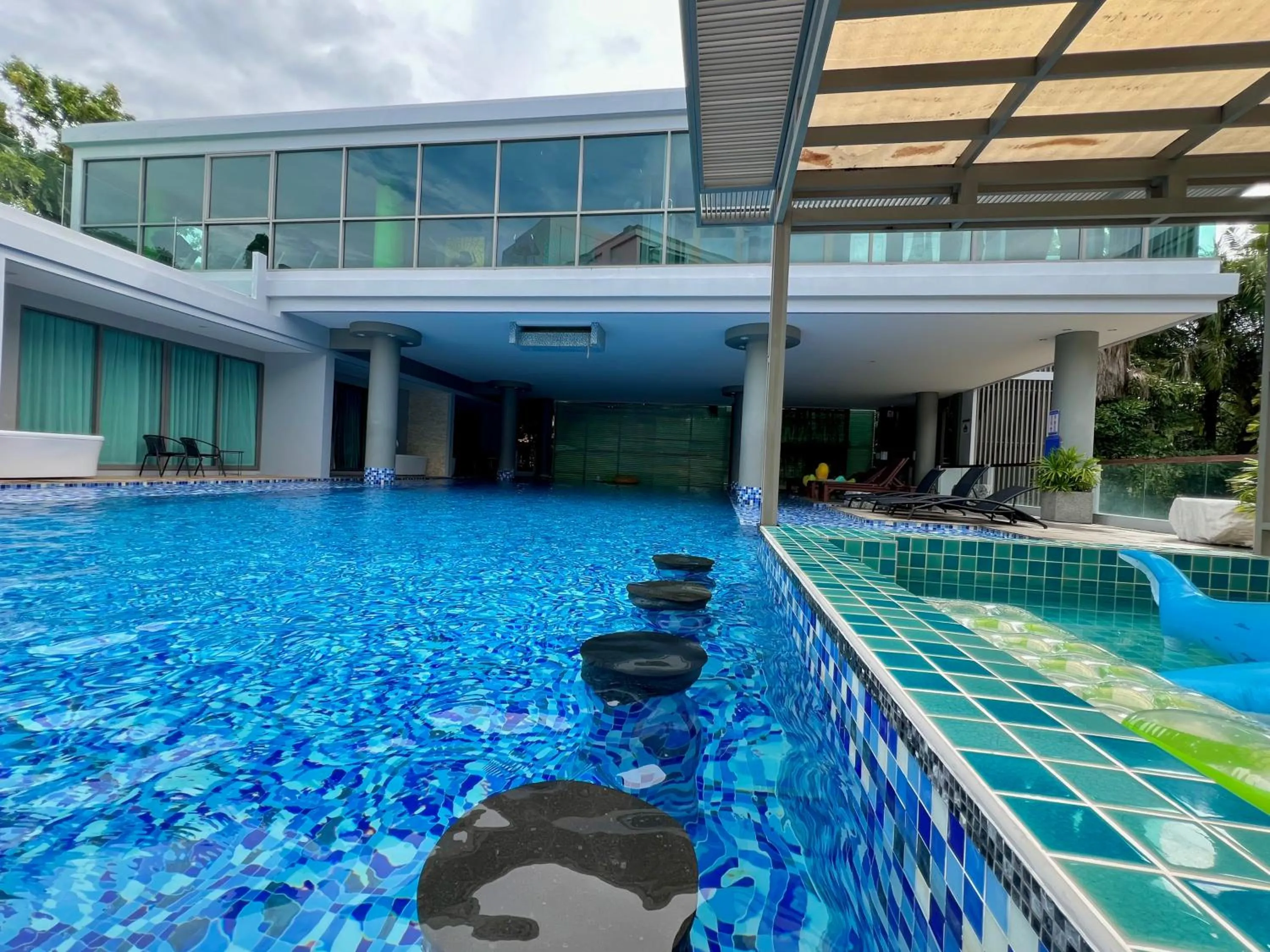 Pool view in The Regent Bangtao by RESAVA