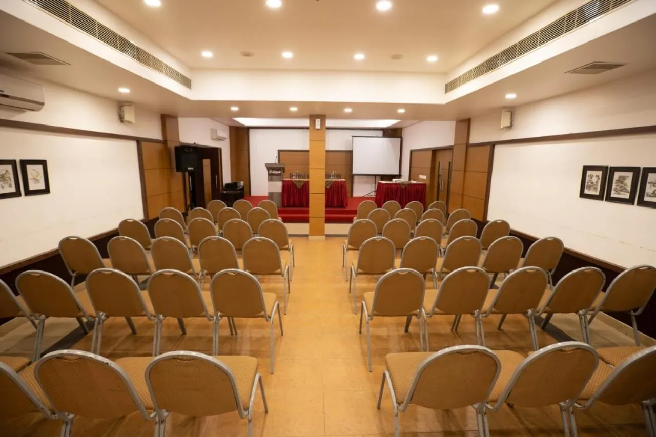 Meeting/conference room in Hotel Afrad International