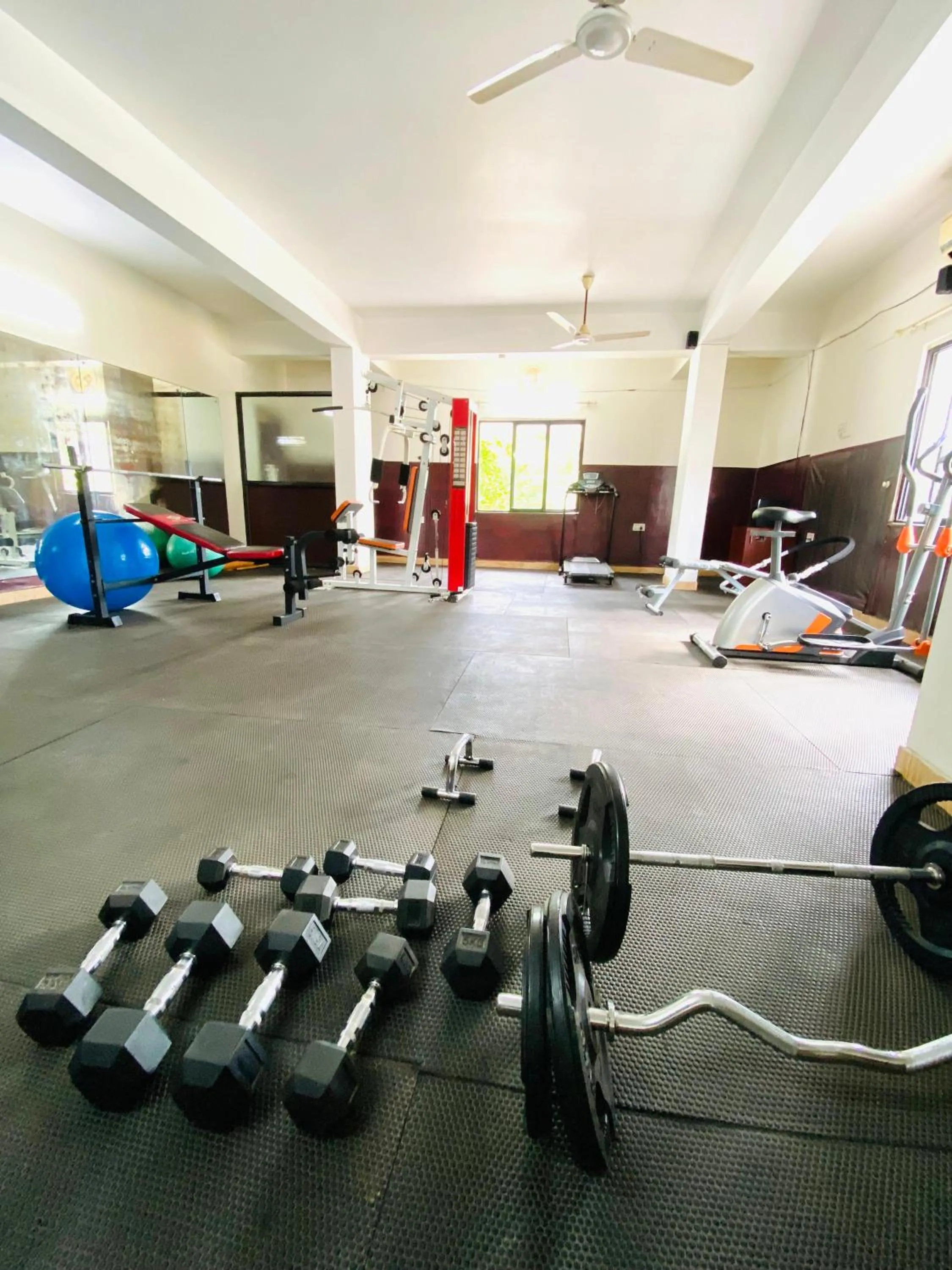Fitness centre/facilities in Hotel Afrad International