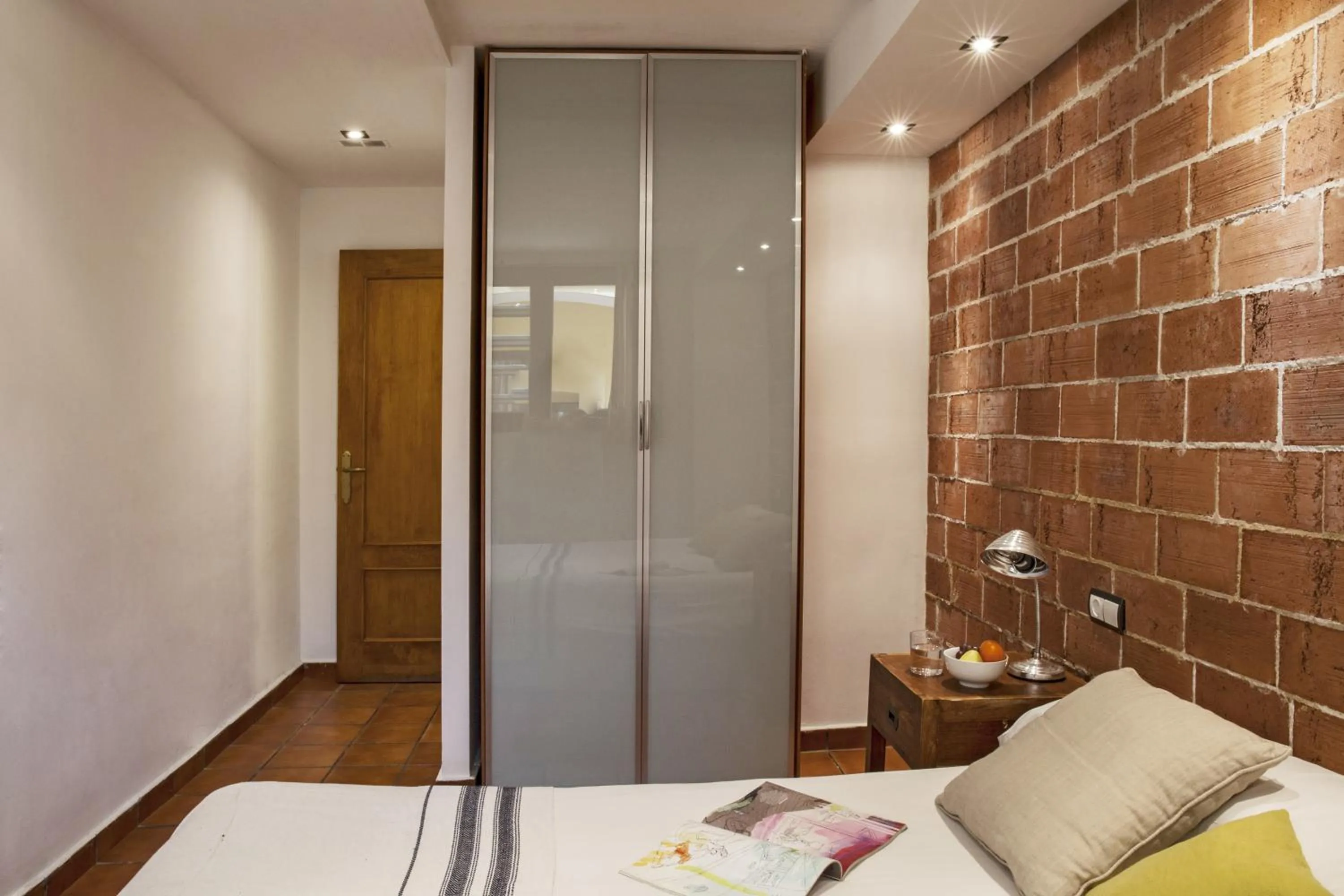 Photo of the whole room, Bed in AinB Las Ramblas-Guardia Apartments