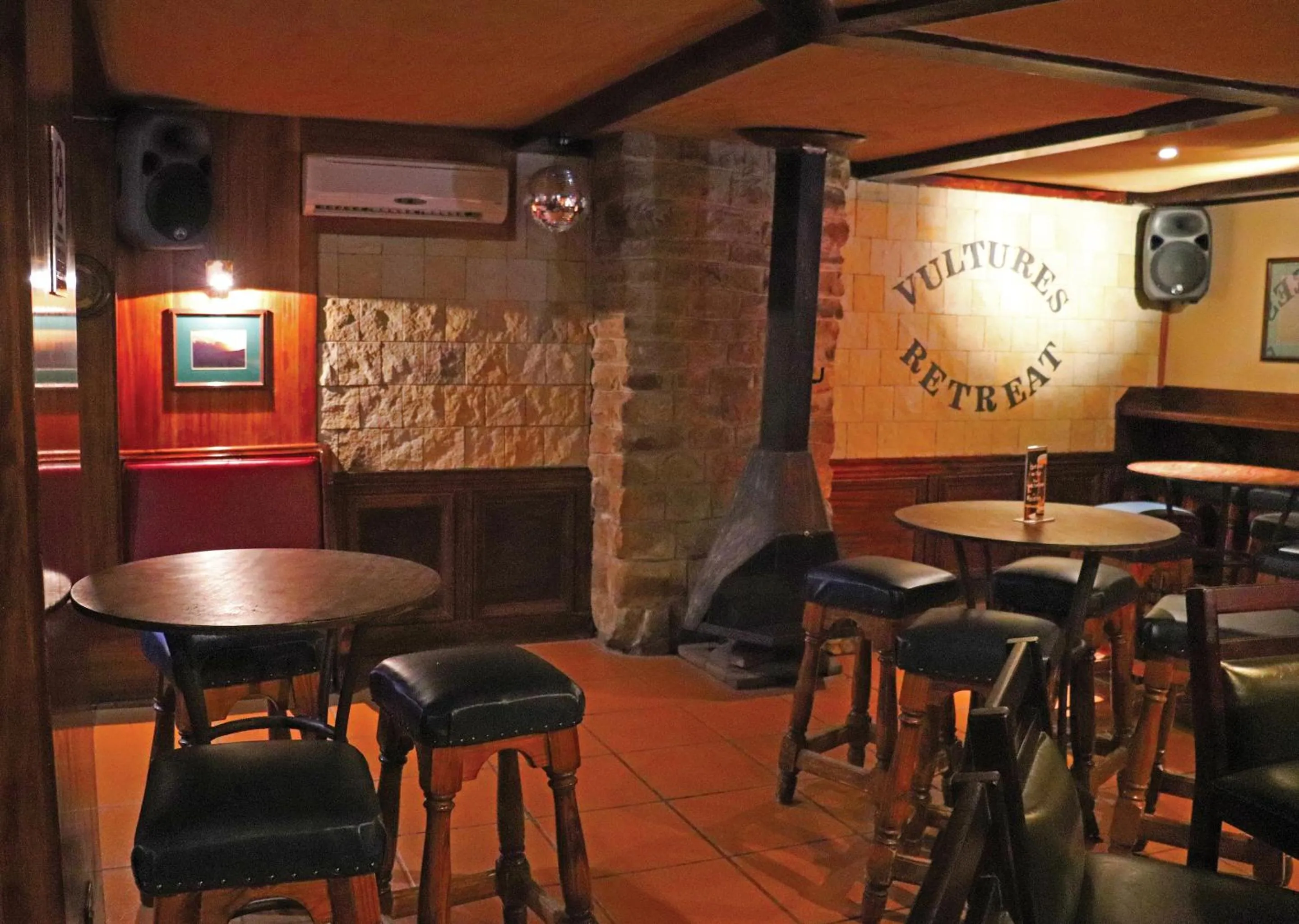 Lounge or bar in Little Switzerland Resort by Dream Resorts