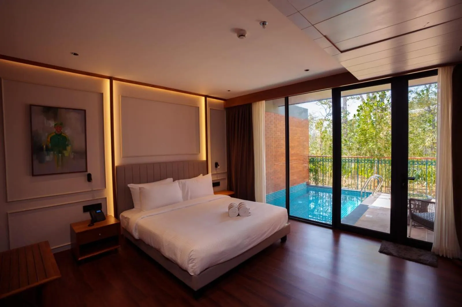 Photo of the whole room, Bed in Morickap Lord's 83, Trademark Collection by Wyndham