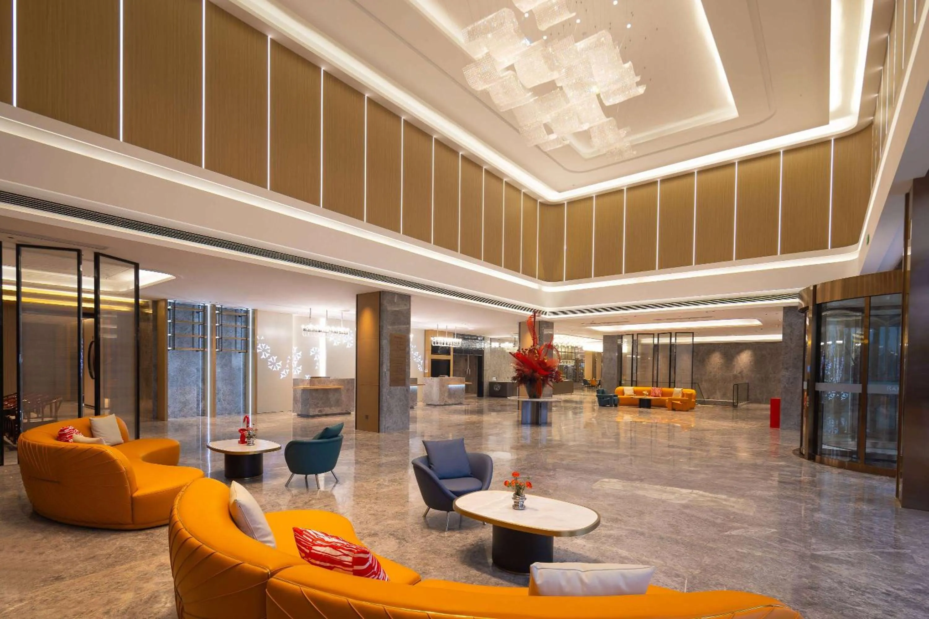 Lobby or reception in Ramada Plaza by Wyndham Ezhou Binjiang