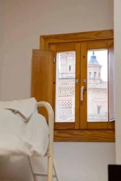 Photo of the whole room, Bed in Castillo Fortaleza de Ateca