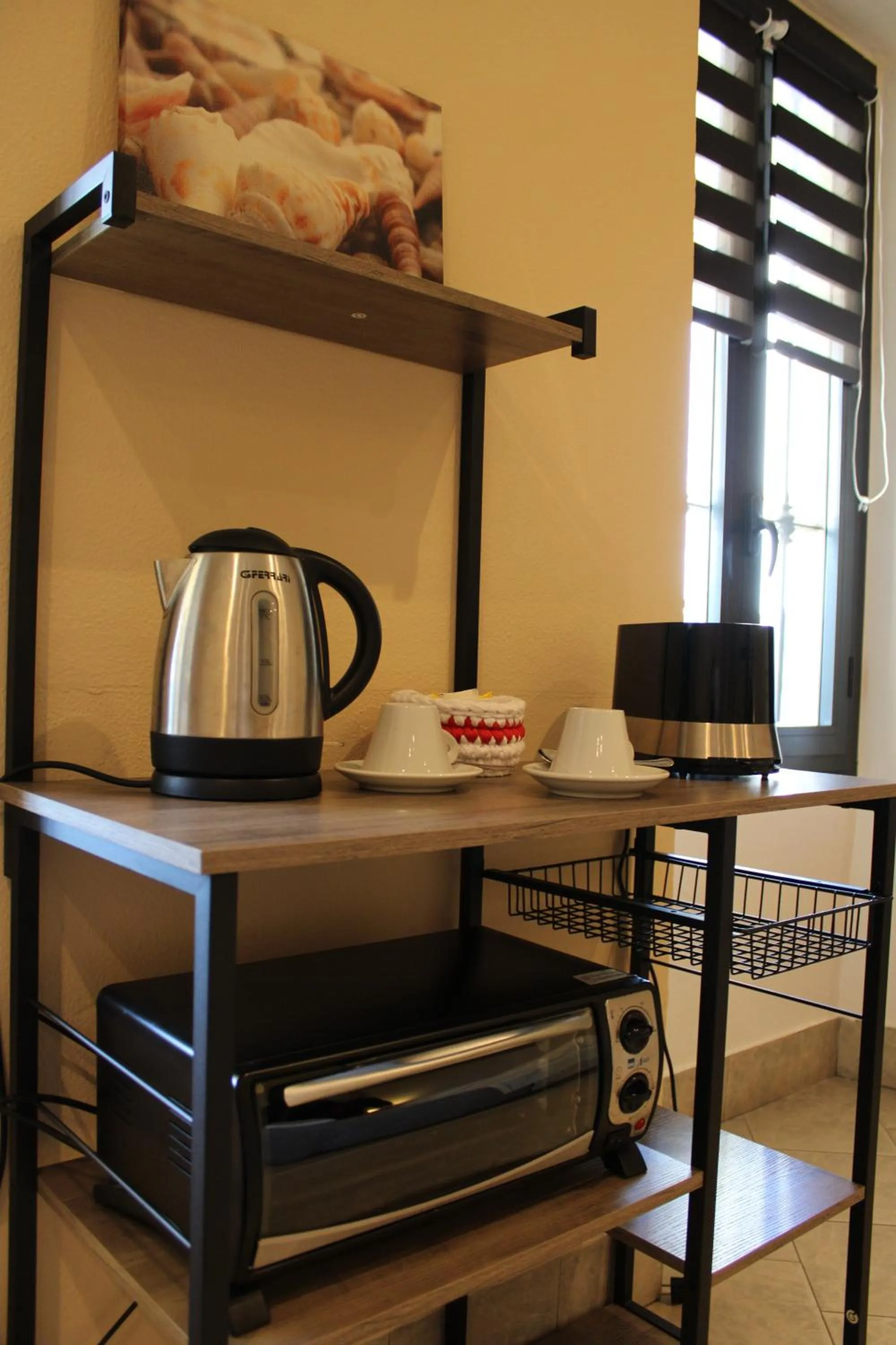 Coffee/tea facilities in B&B Orchidea Bianca