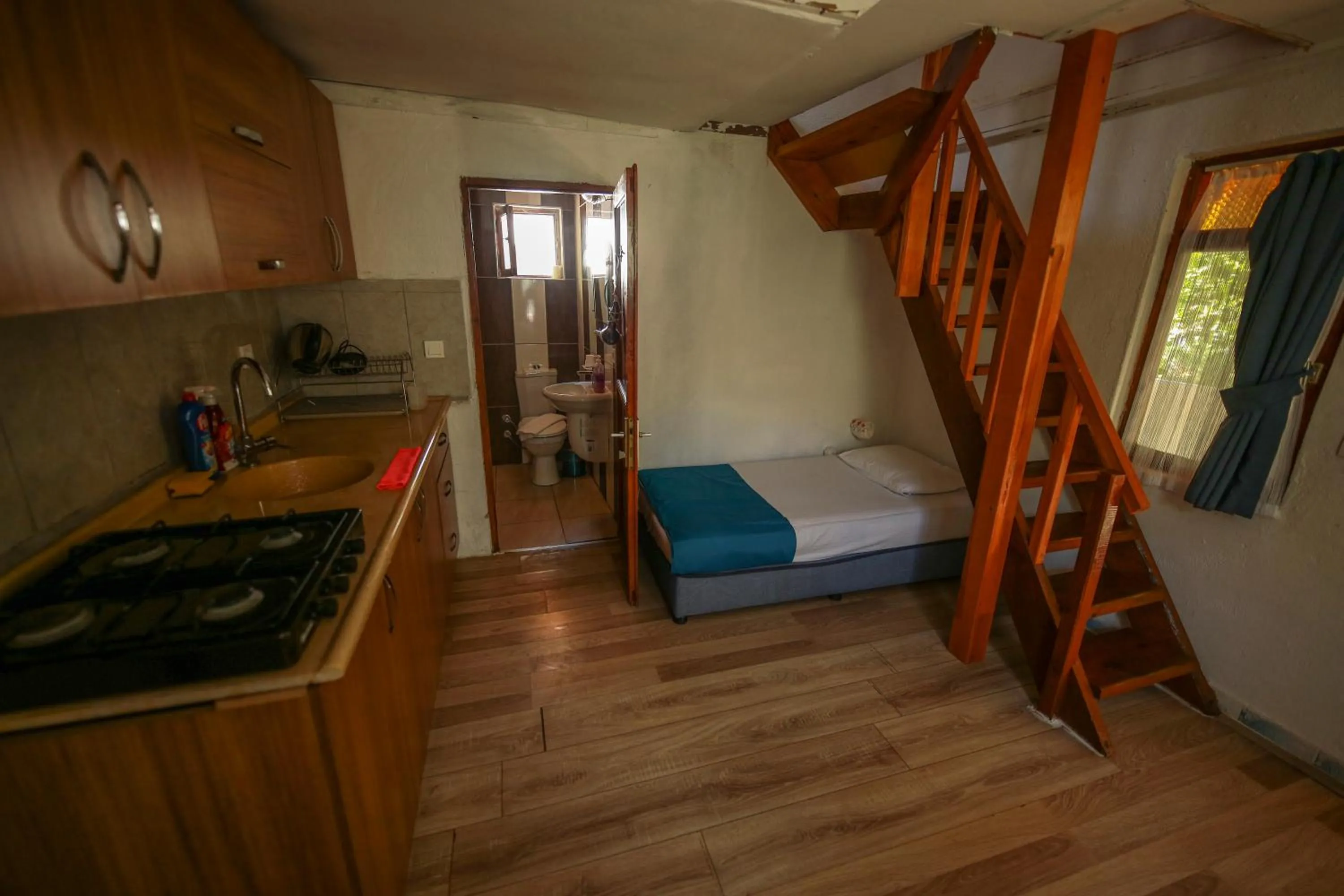 Kitchen or kitchenette, Bed in Villa Zeytin