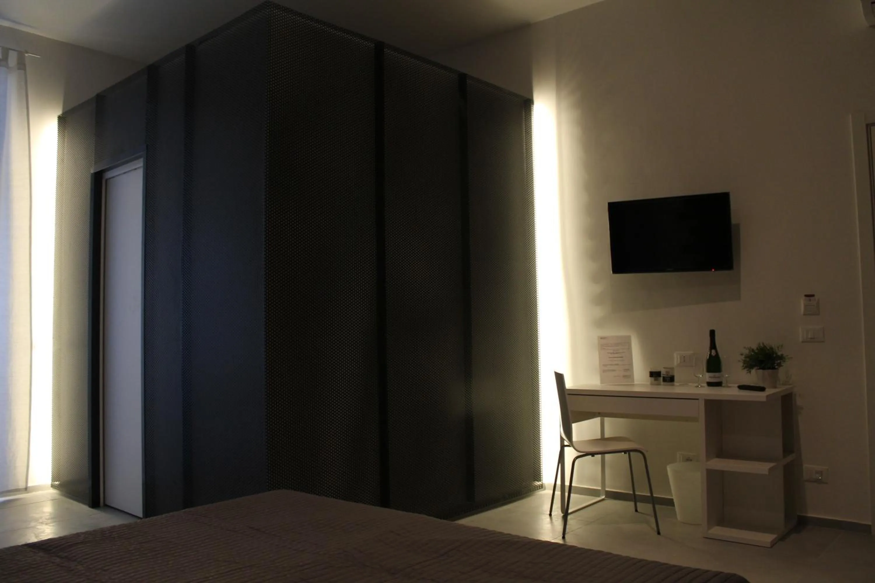 Decorative detail, Bed in B&B Girovagando