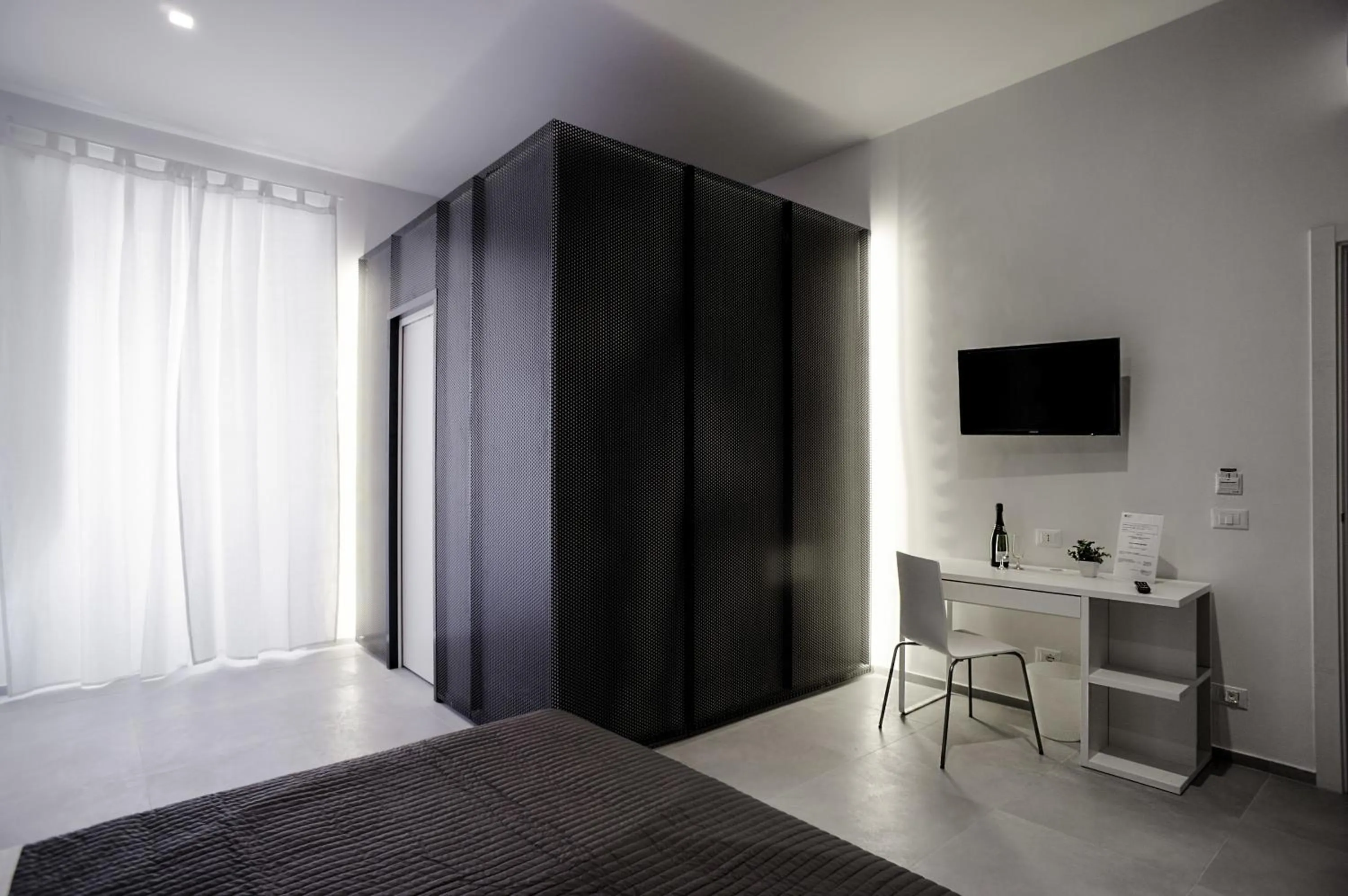 Decorative detail, Bed in B&B Girovagando