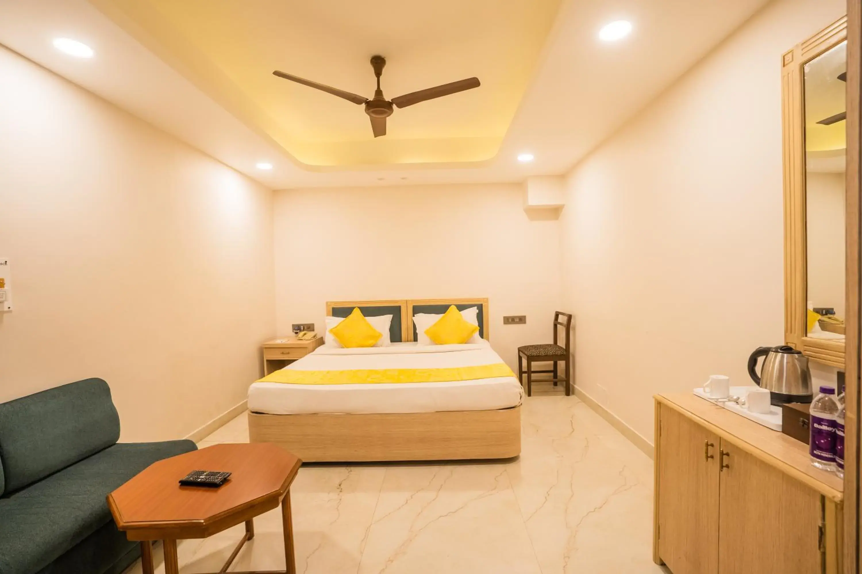 Deluxe Double Room - single occupancy in Hotel Amer Palace Deluxe Double Room - single occupancy in Hotel Amer Palace