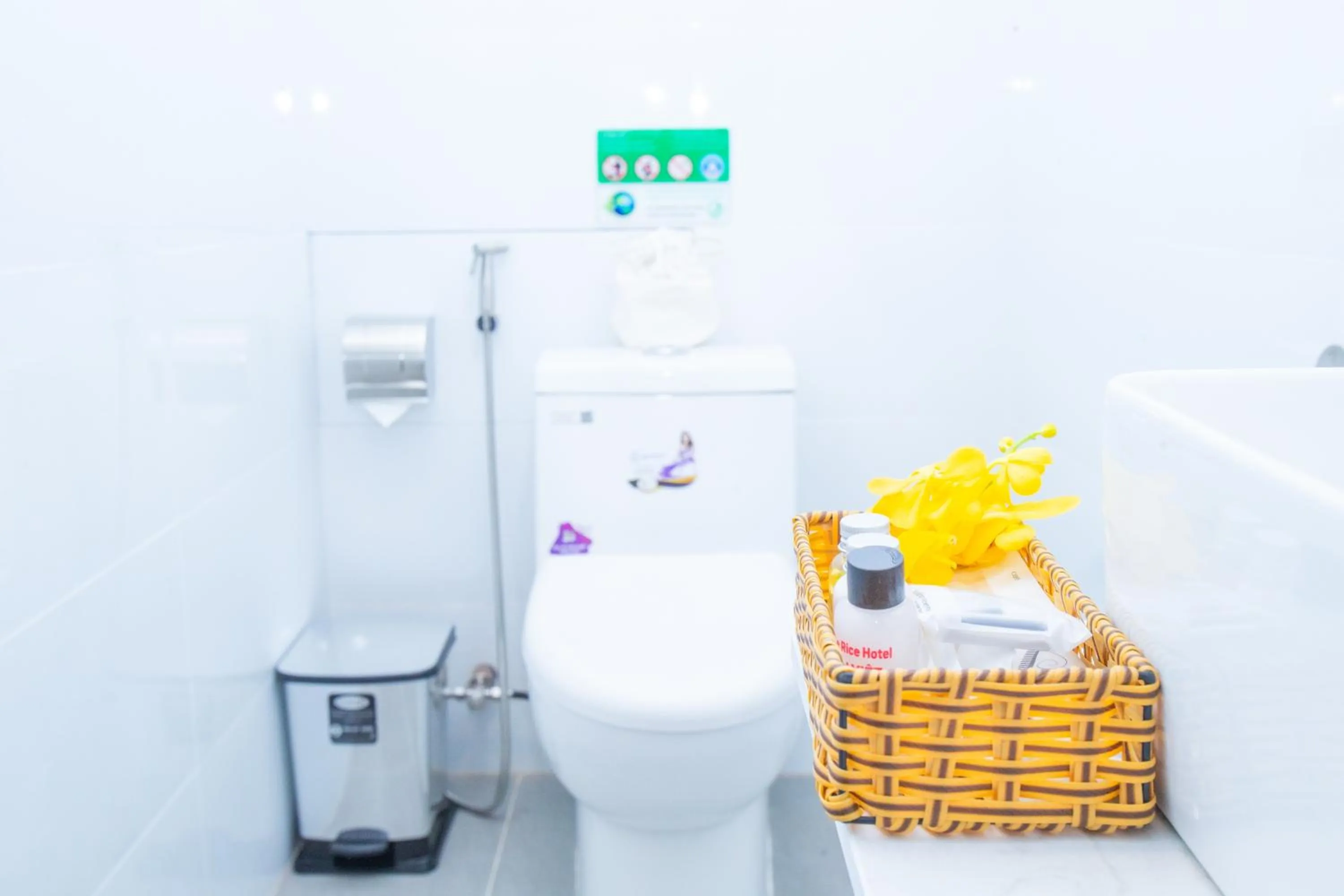 Toilet in THE RICE HOTEL Nong Thon Dai Viet 131 Bui Vien