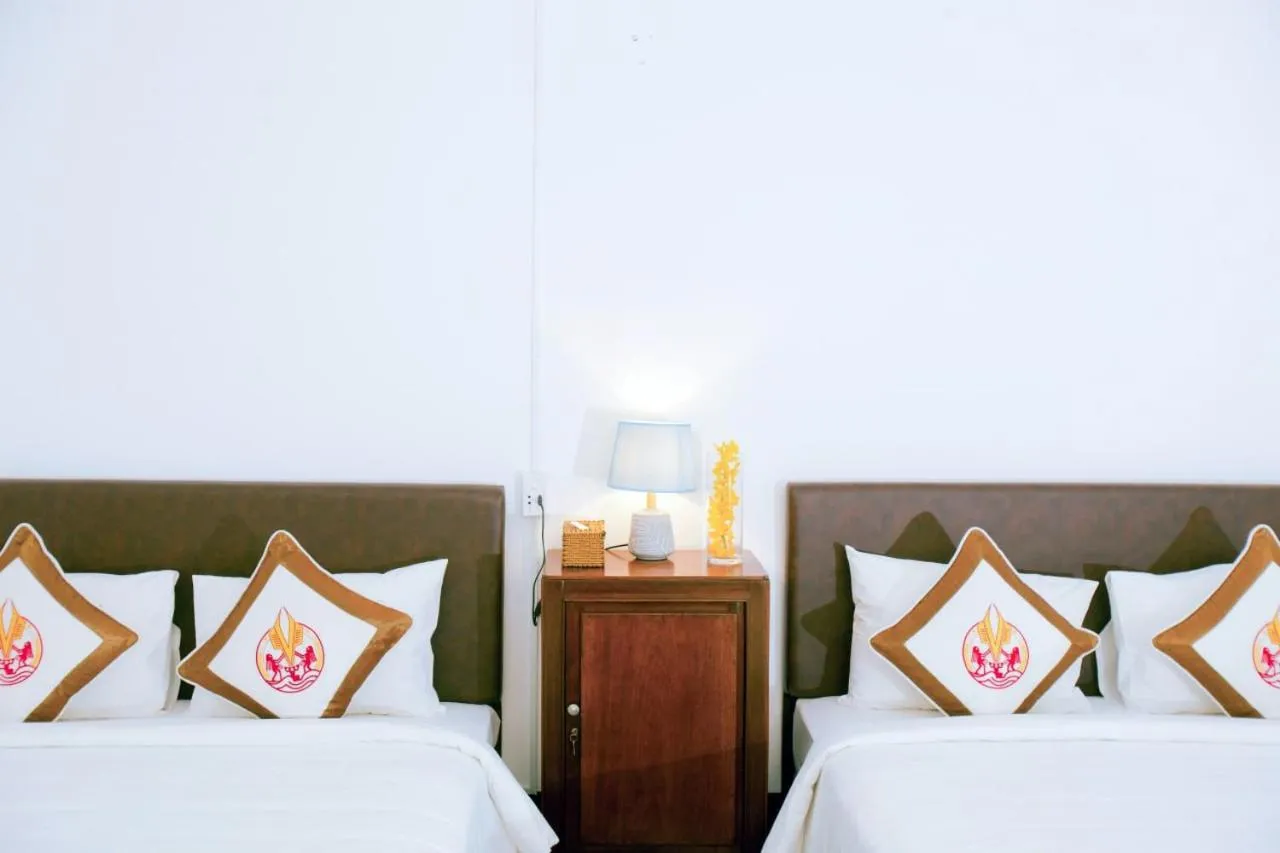 Living room, Bed in THE RICE HOTEL Nong Thon Dai Viet 131 Bui Vien