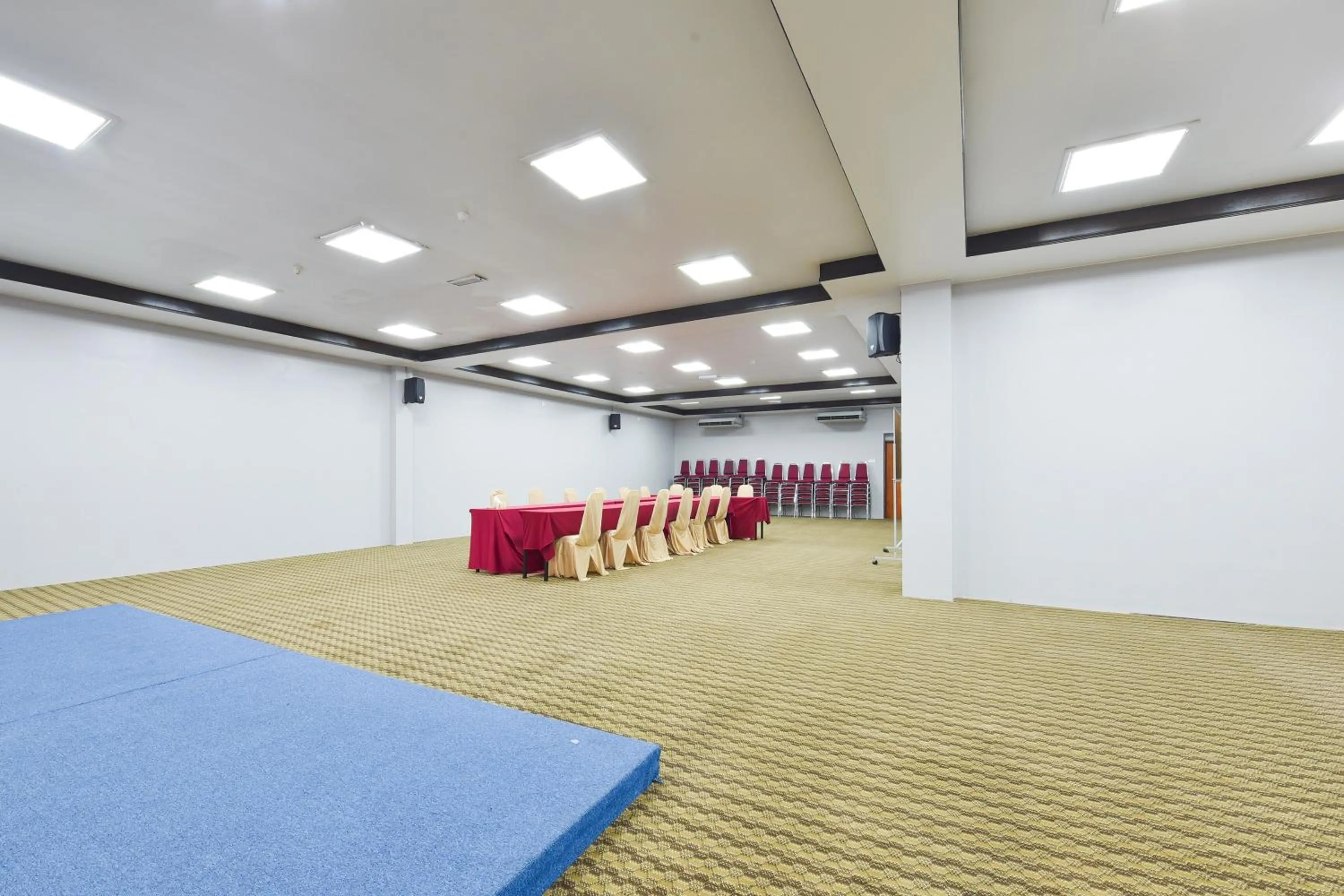 Lobby or reception in OYO 91052 Hotel Kenangan