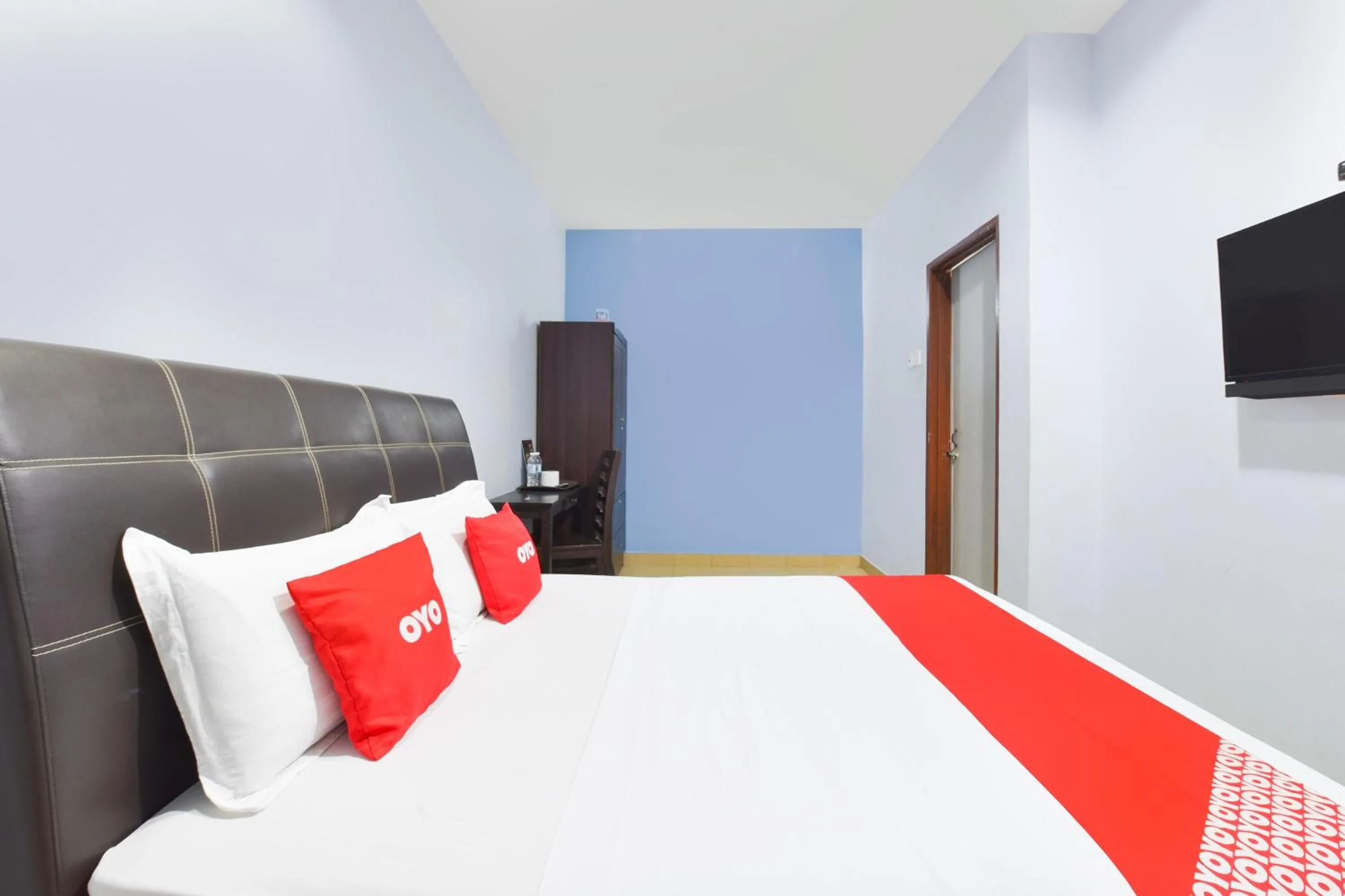 Bedroom in OYO 91052 Hotel Kenangan