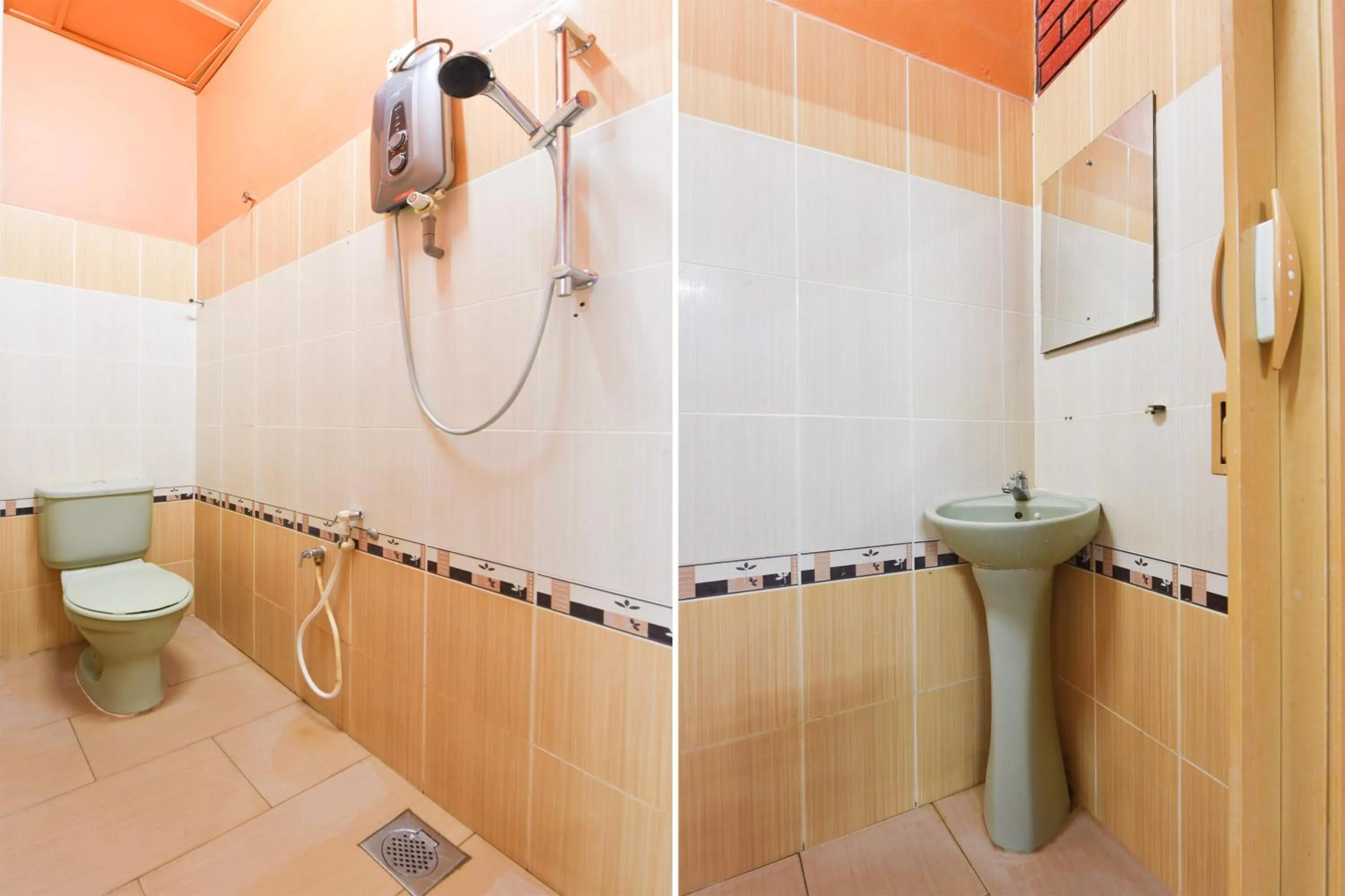 Bathroom in OYO 91052 Hotel Kenangan