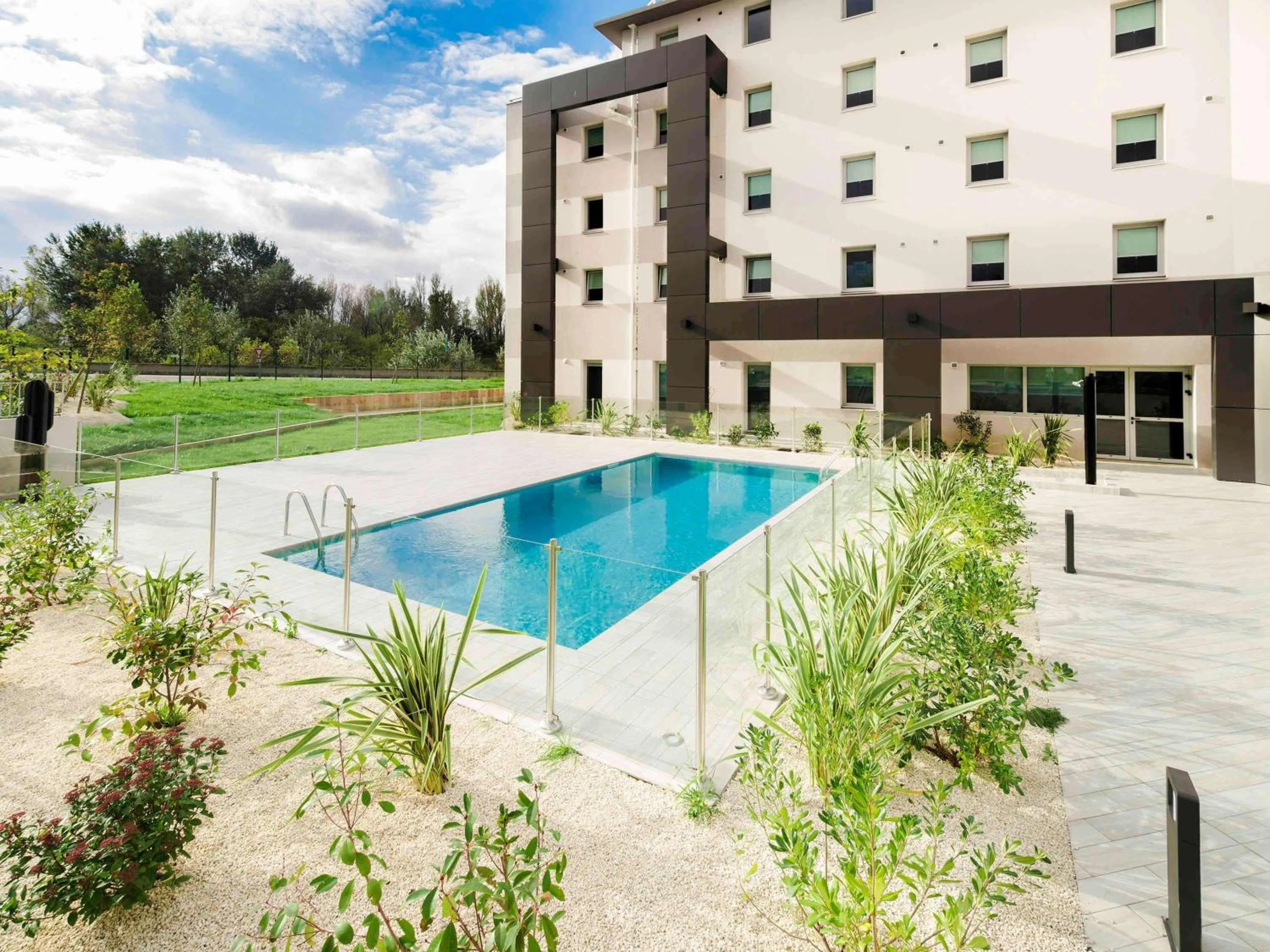 Property building in Ibis Budget Valence Sud