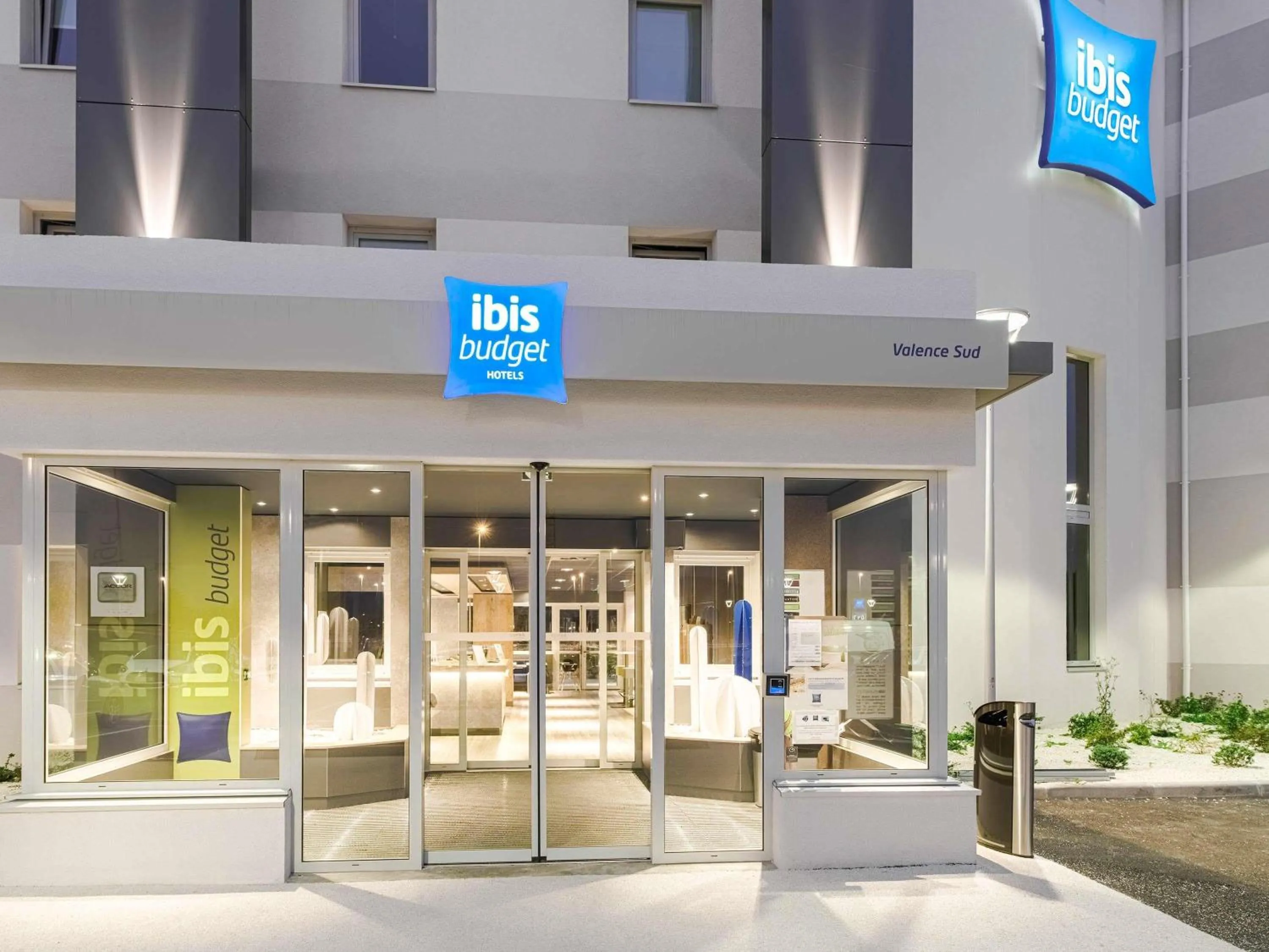 Property building in Ibis Budget Valence Sud