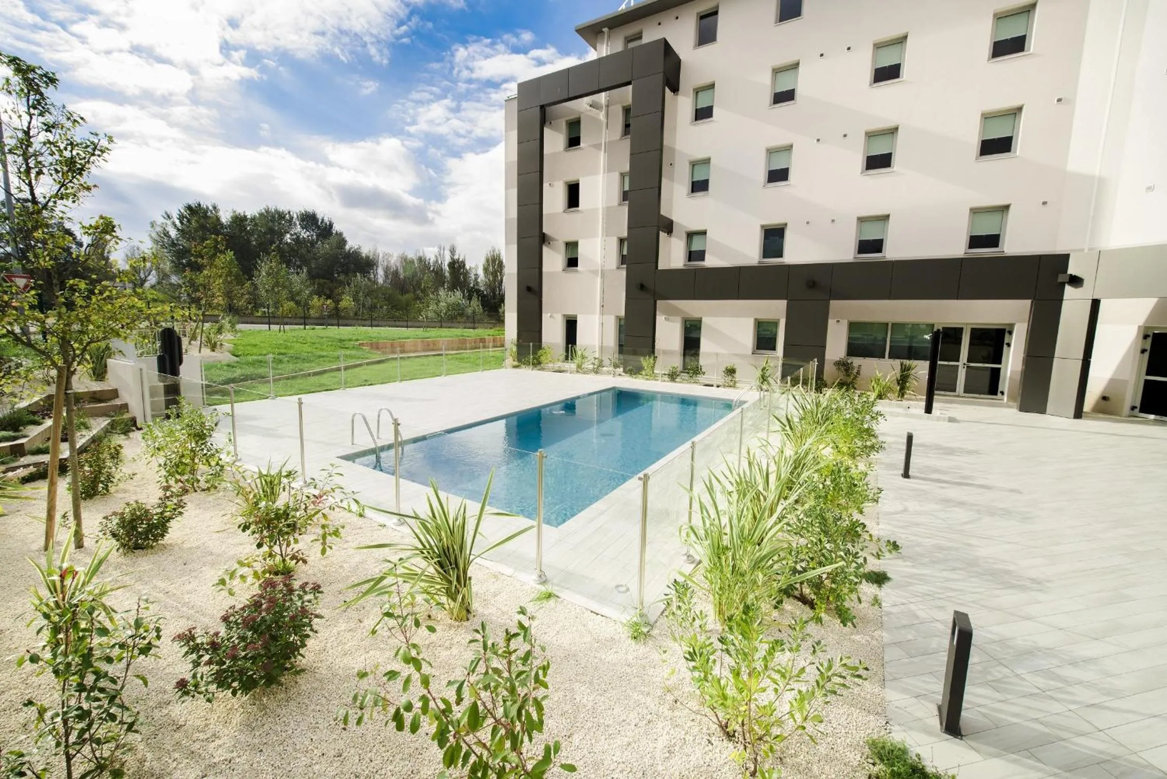 Property building in Ibis Budget Valence Sud