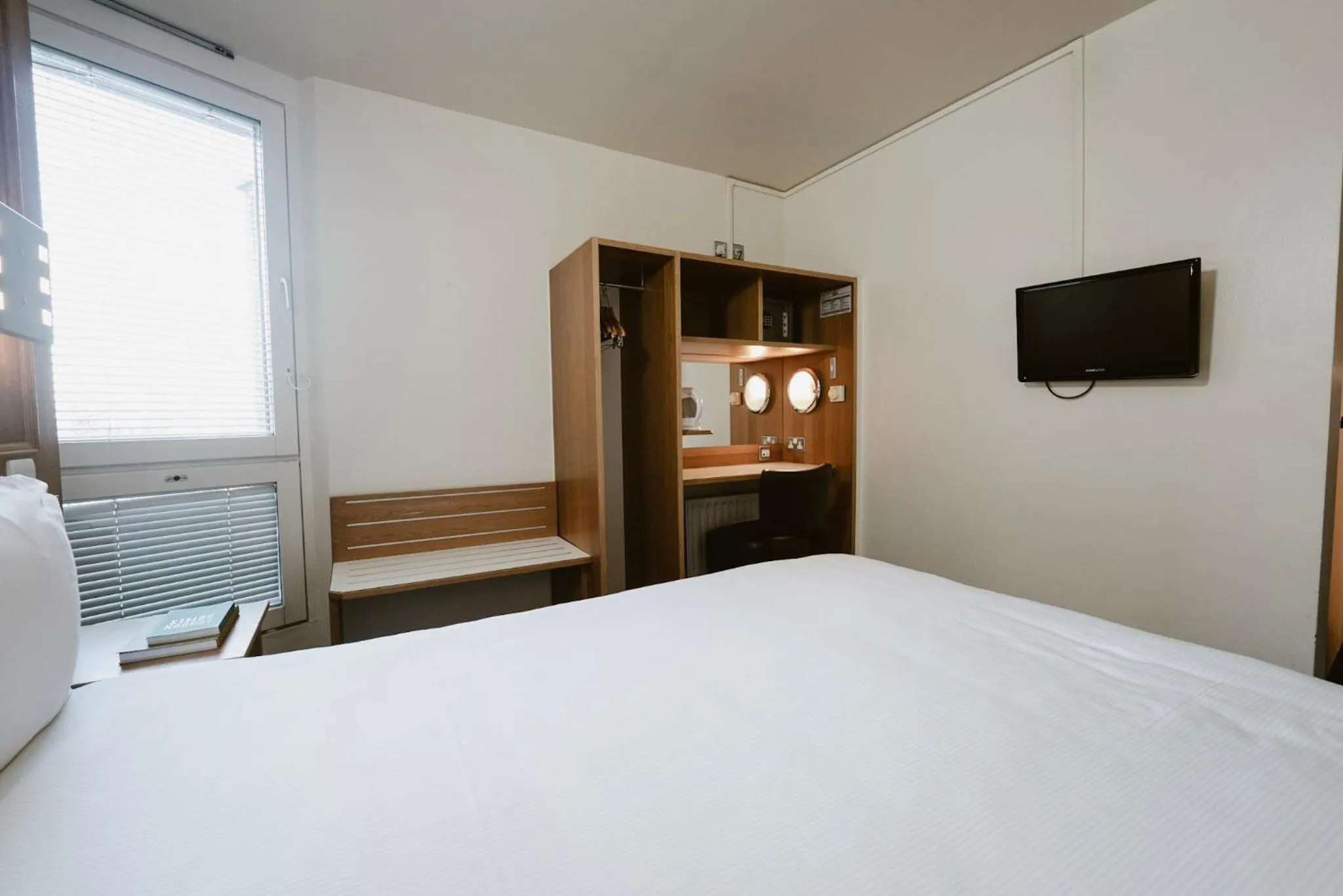 Bed in STG Hotel Oxford Street - formerly St Giles London Hotel