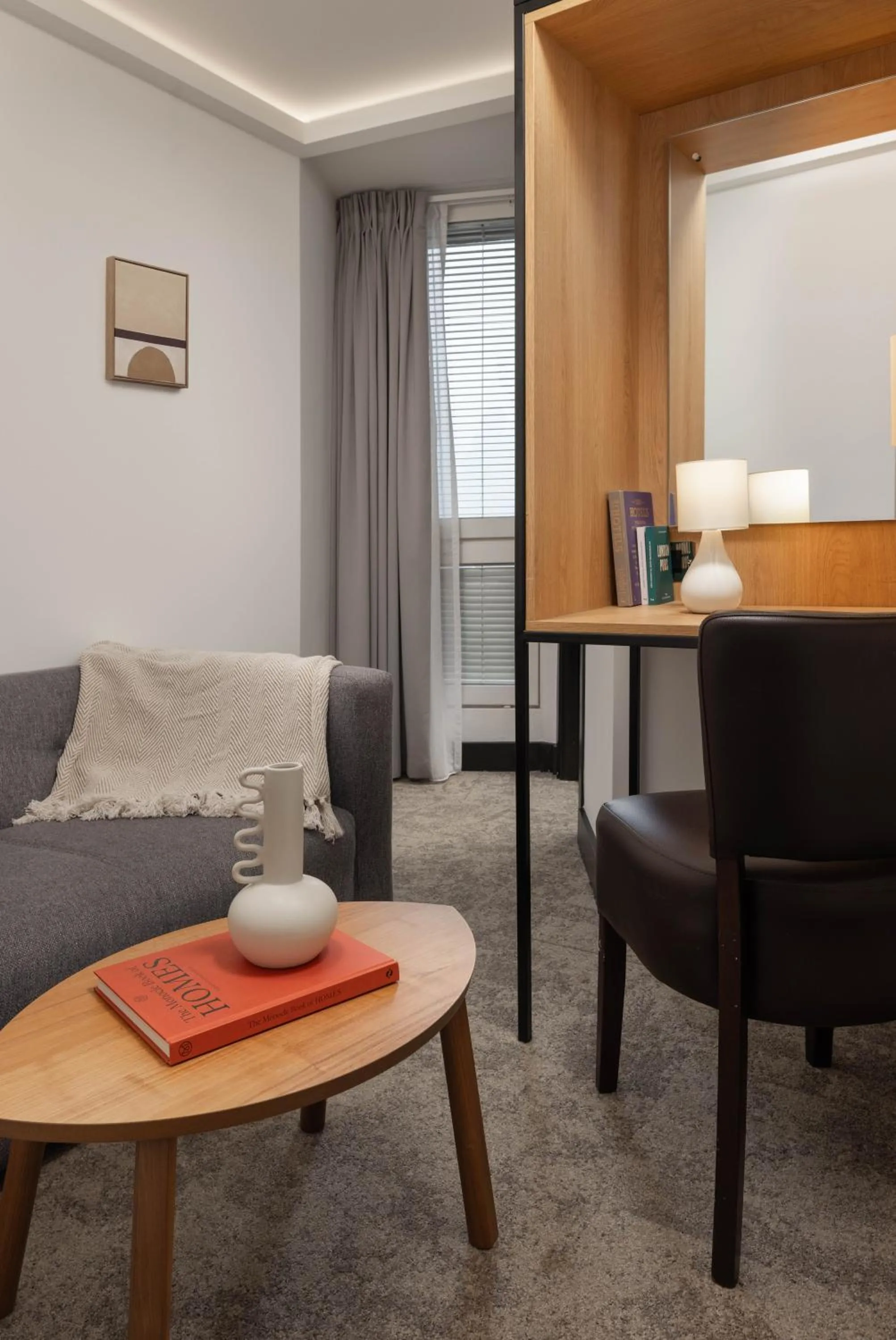 Seating area in St Giles London – A St Giles Hotel