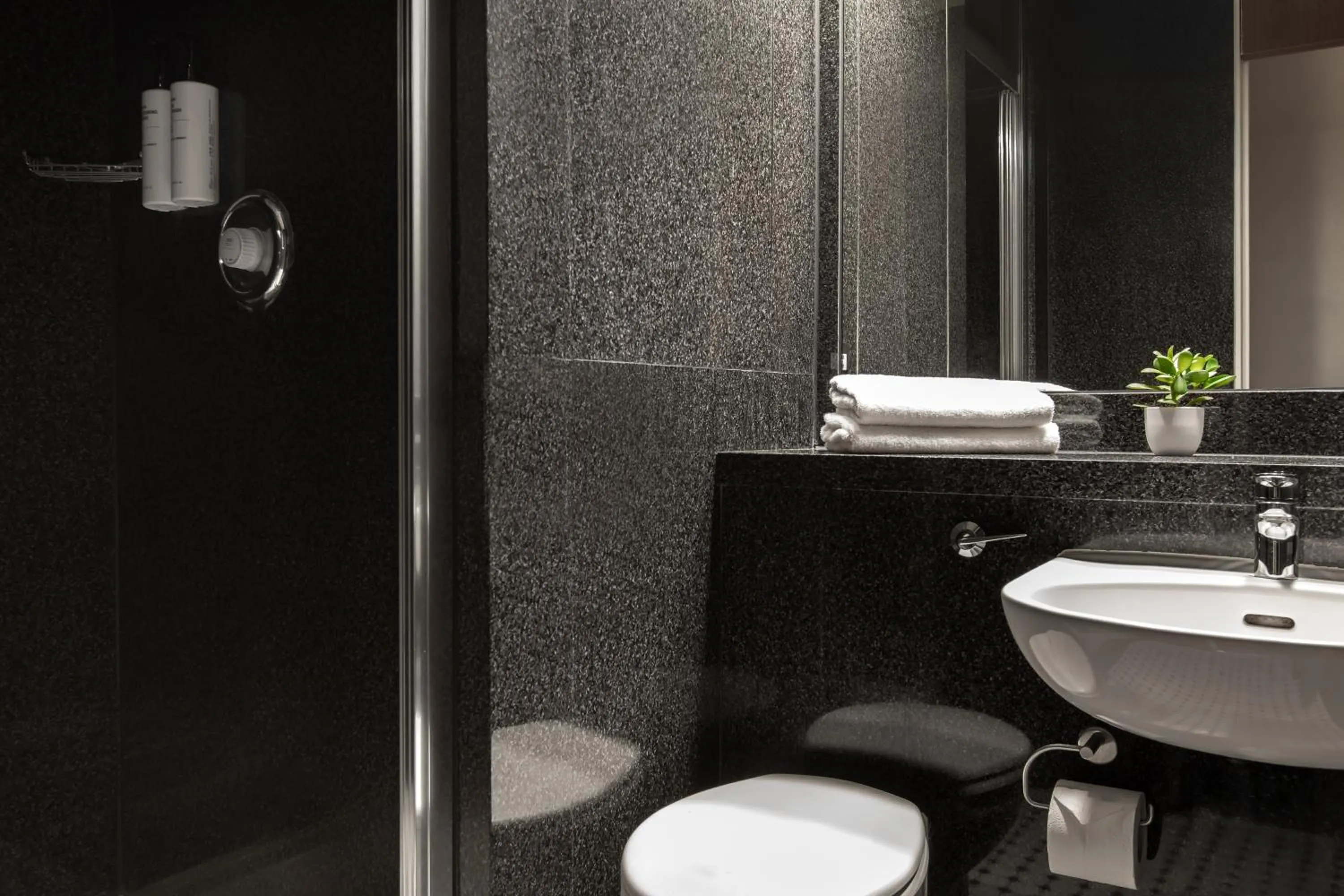 Shower in STG Hotel Oxford Street - formerly St Giles London Hotel