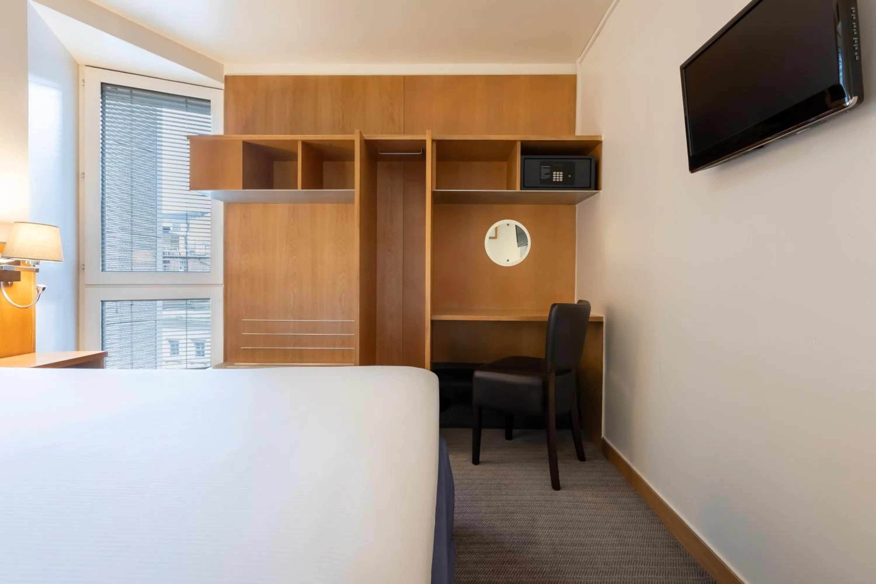 Bed in STG Hotel Oxford Street - formerly St Giles London Hotel