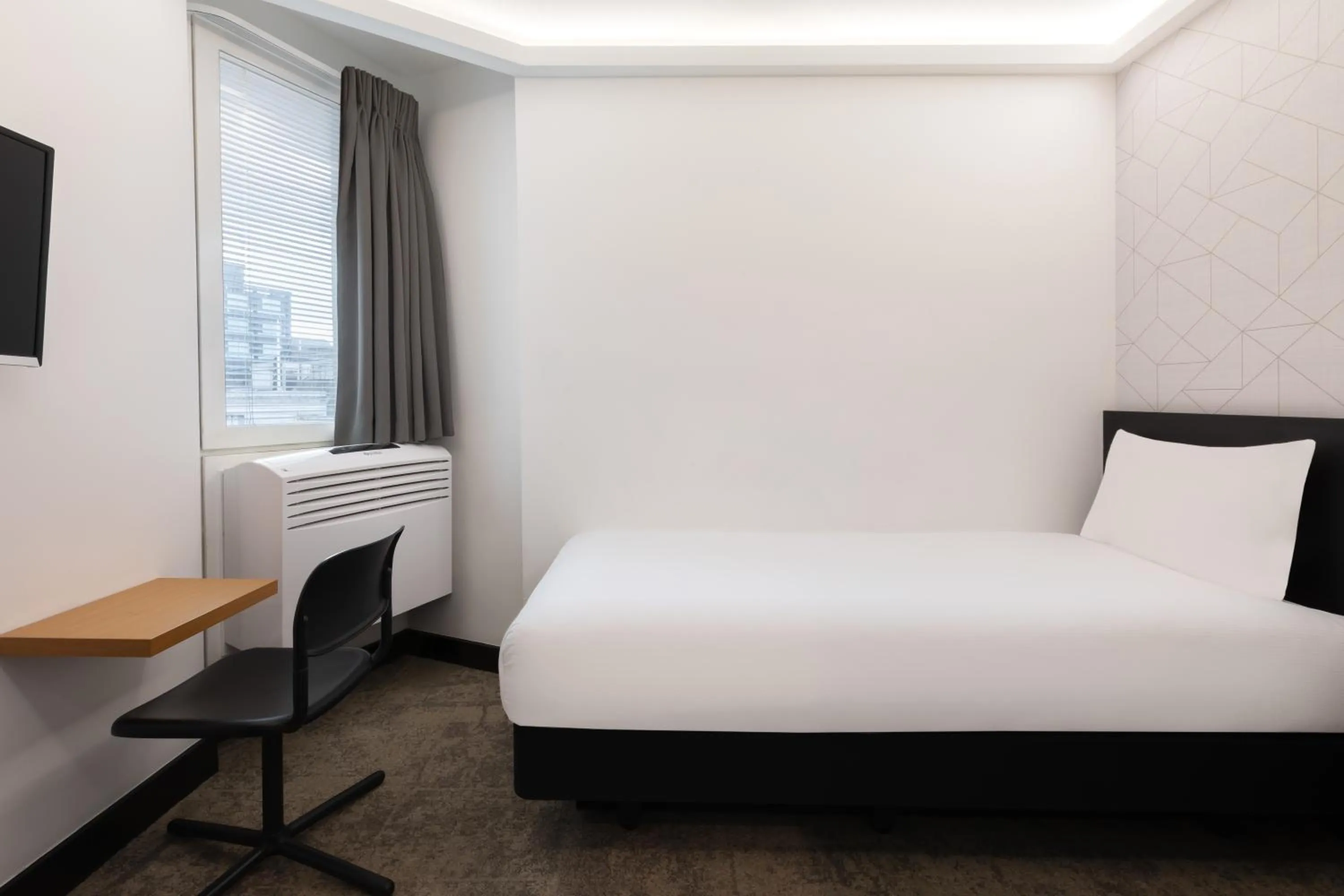 Bed in STG Hotel Oxford Street - formerly St Giles London Hotel