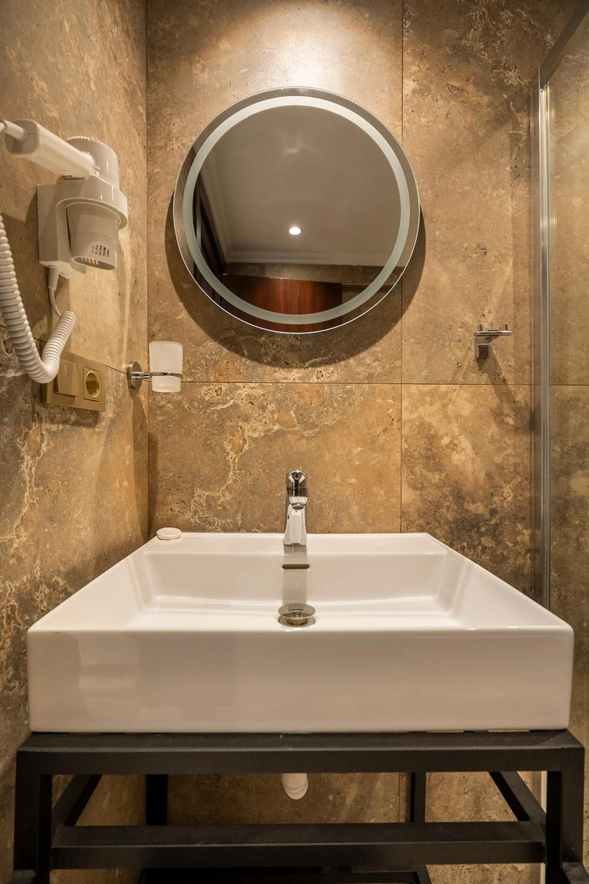 Old Harbour Hotel istanbul