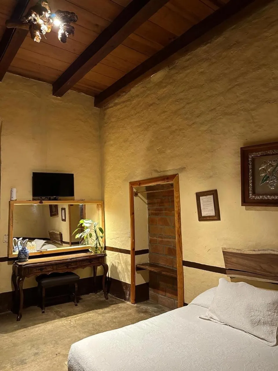 Bed in Hotel Quinta Angelica