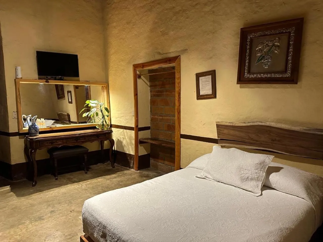 Bed in Hotel Quinta Angelica