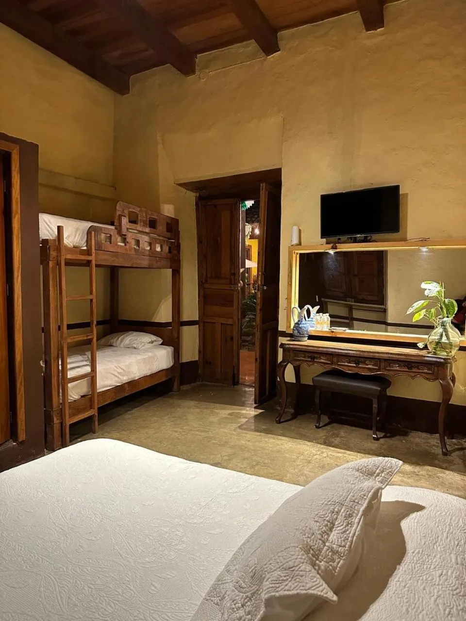 Bed in Hotel Quinta Angelica