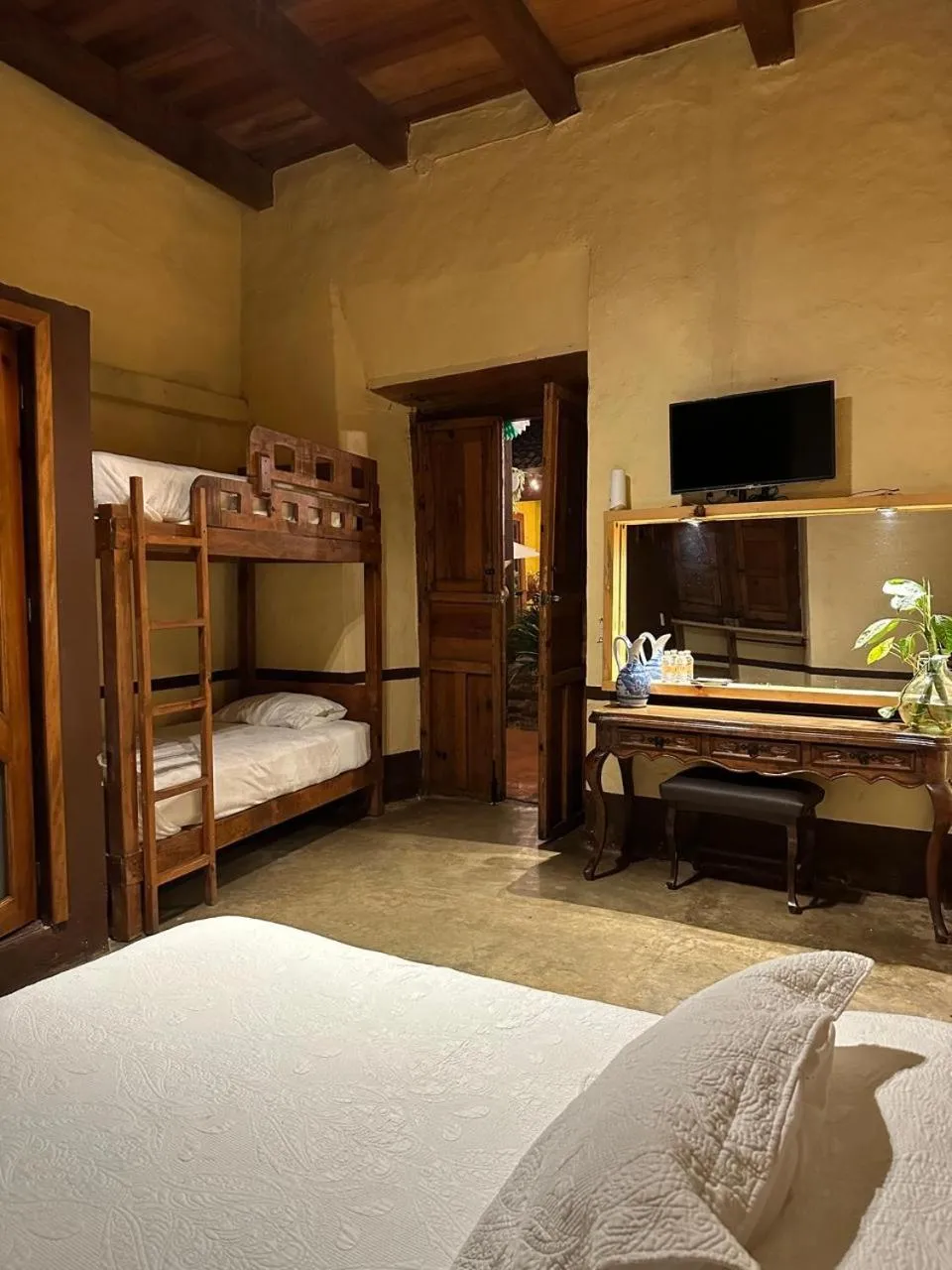 Bed in Hotel Quinta Angelica